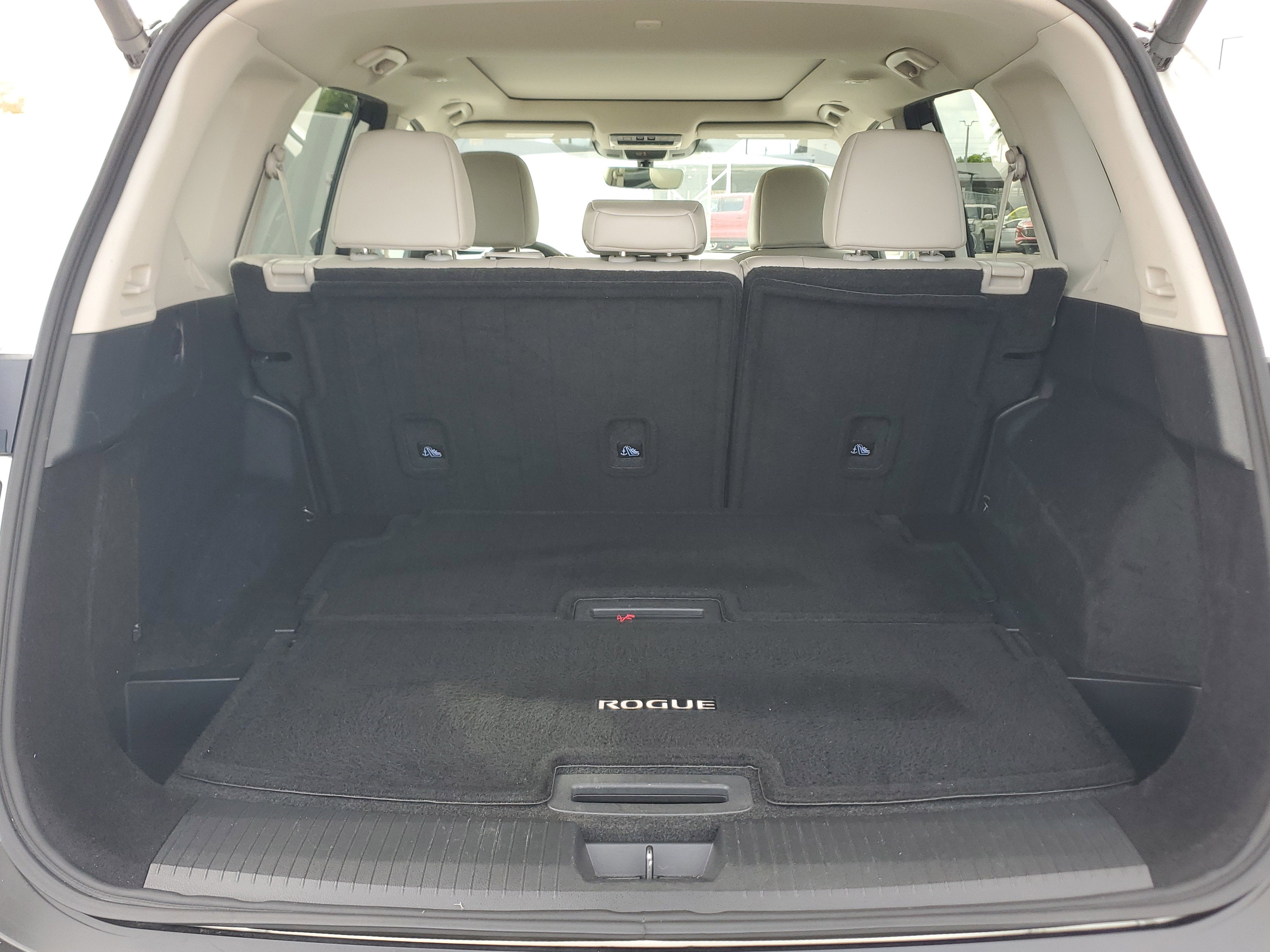 2022 Nissan Rogue SL