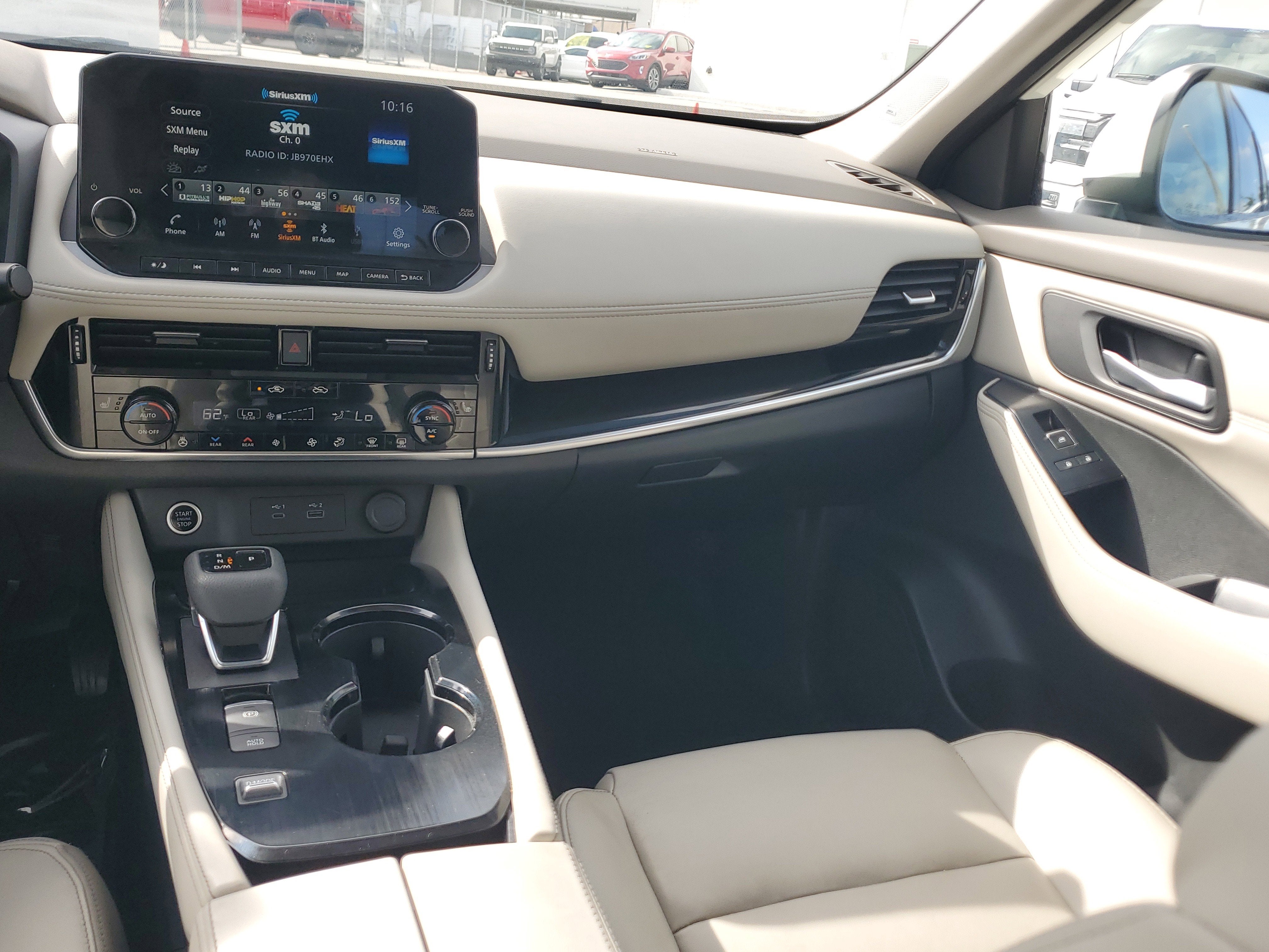 2022 Nissan Rogue SL