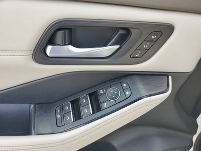 2022 Nissan Rogue SL