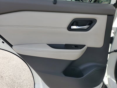 2022 Nissan Rogue SL