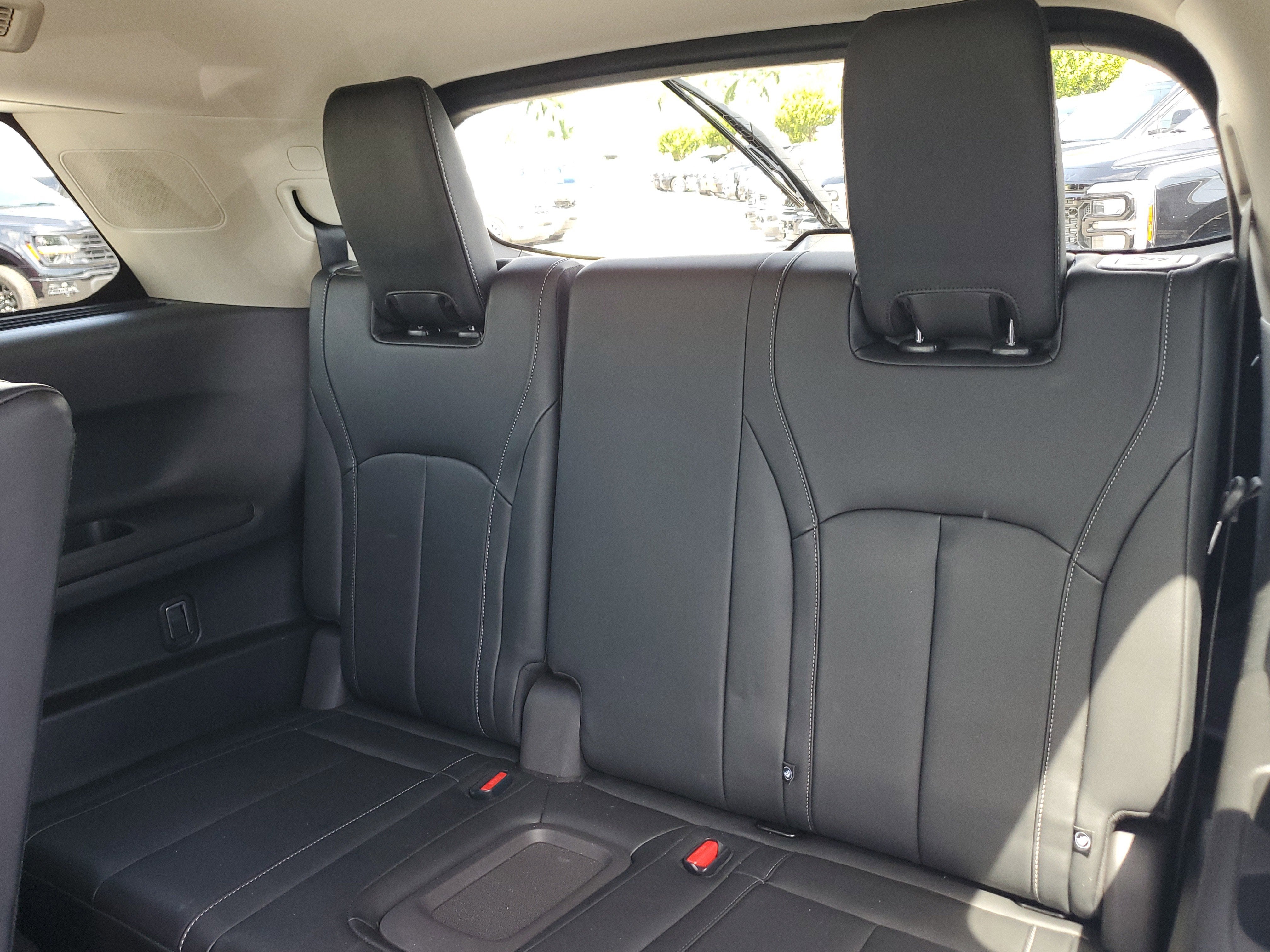 2022 INFINITI QX60 LUXE