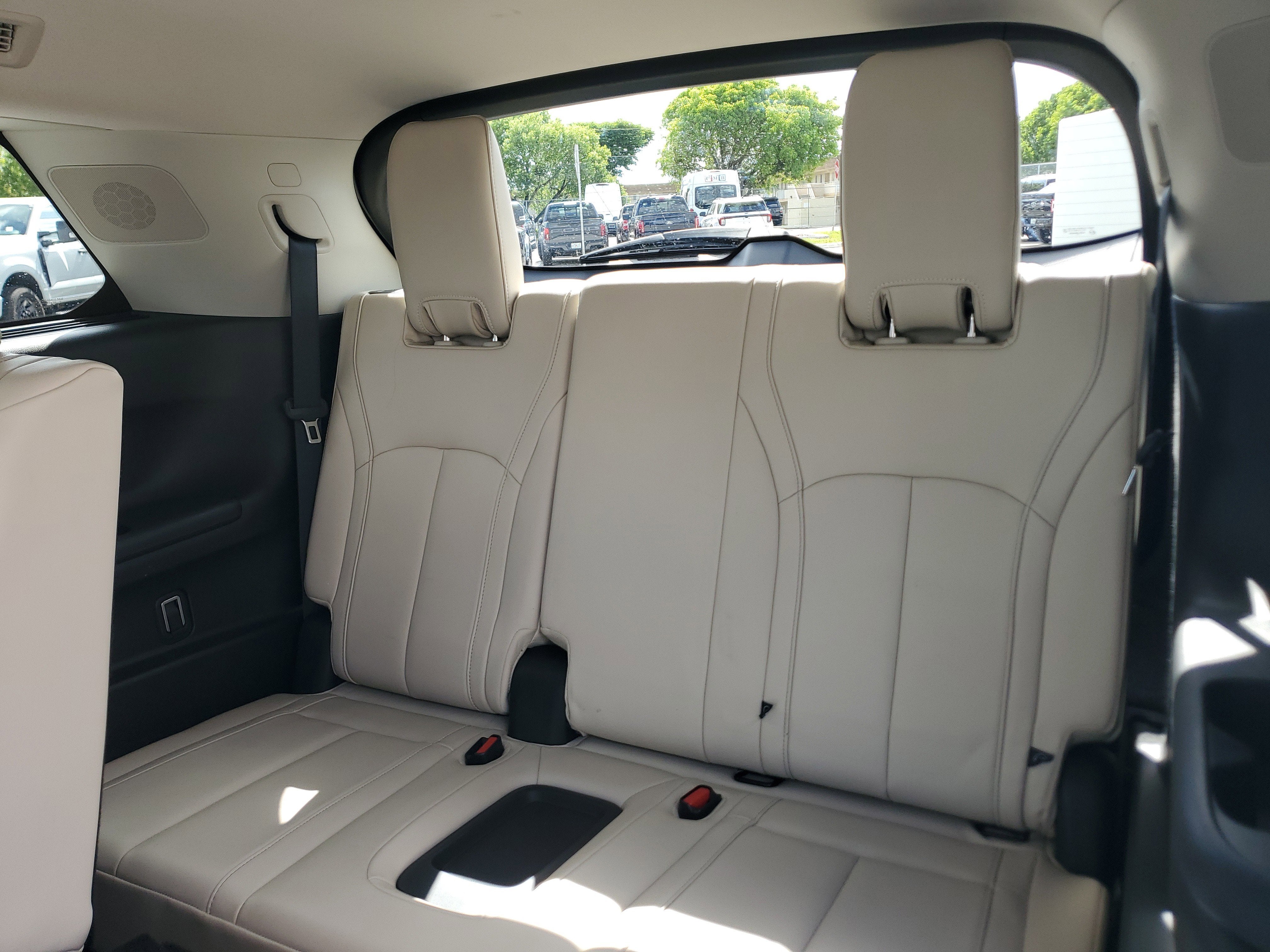 2023 INFINITI QX60 LUXE 4WD