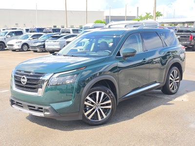 2025 Nissan Pathfinder Platinum