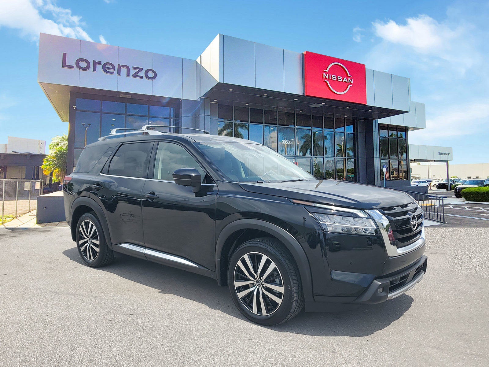 2024 Nissan Pathfinder Platinum