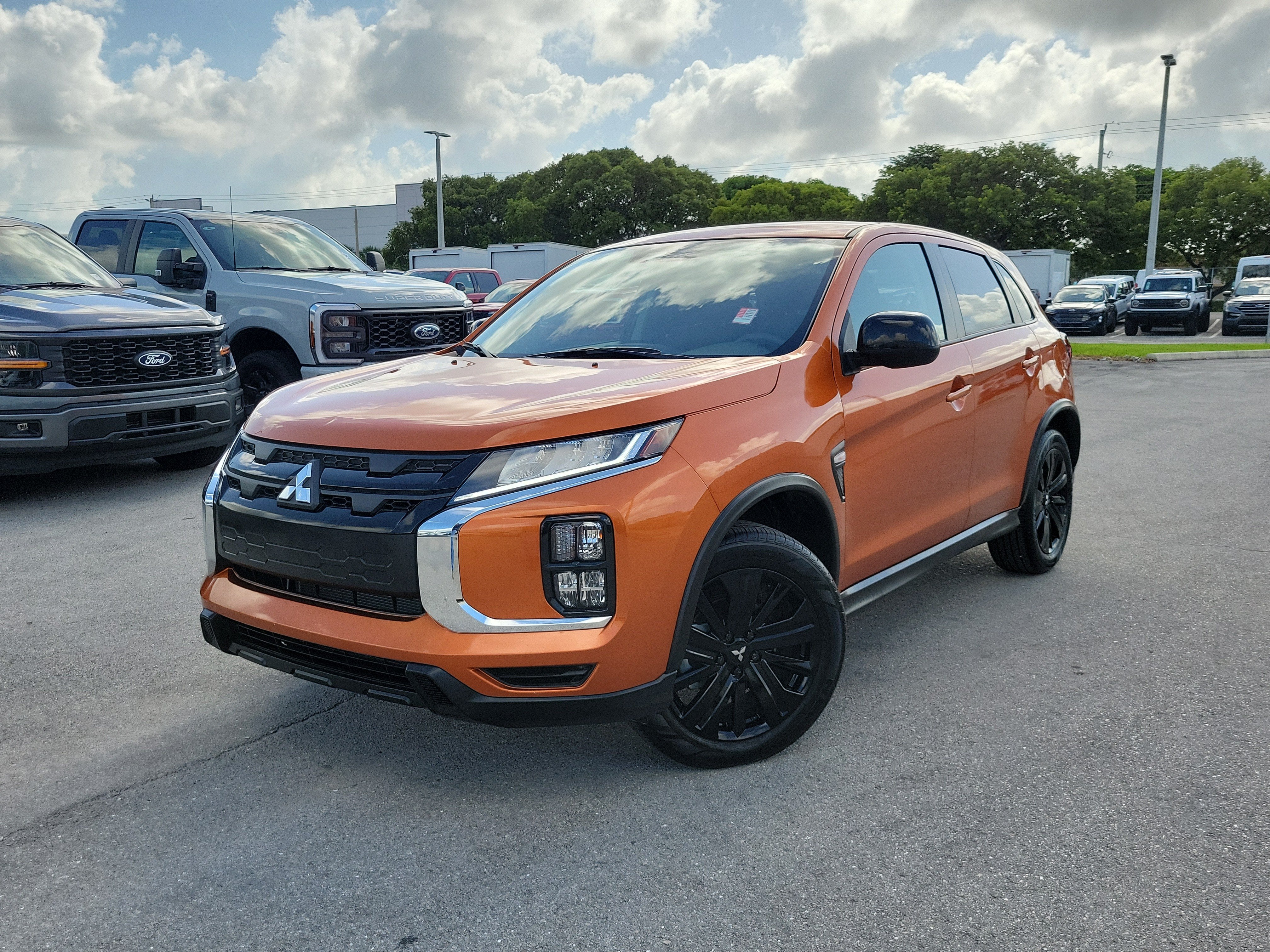 2026 Mitsubishi Outlander Sport LE