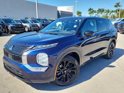 2022 Mitsubishi Outlander SE