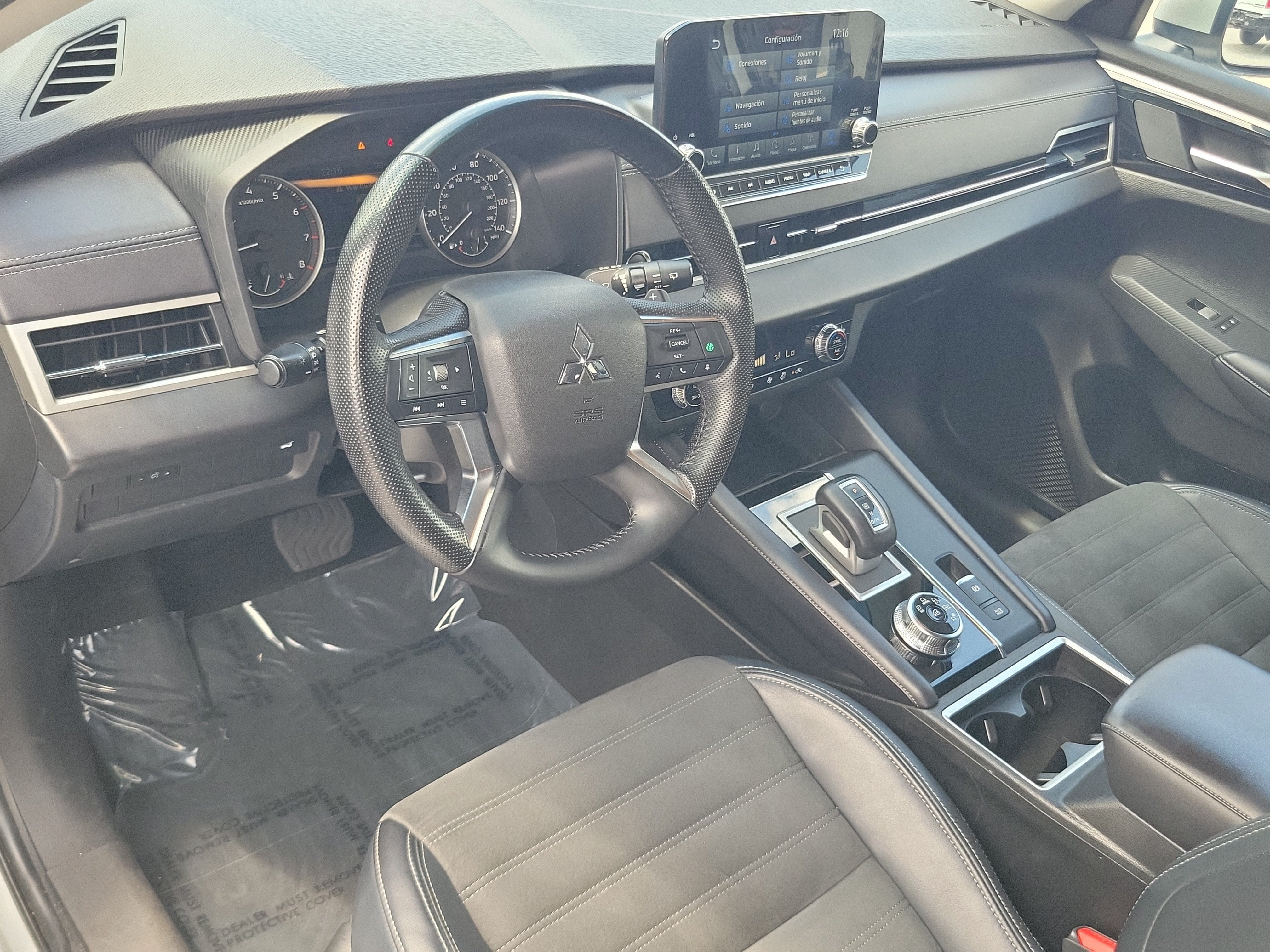 2024 Mitsubishi Outlander SE