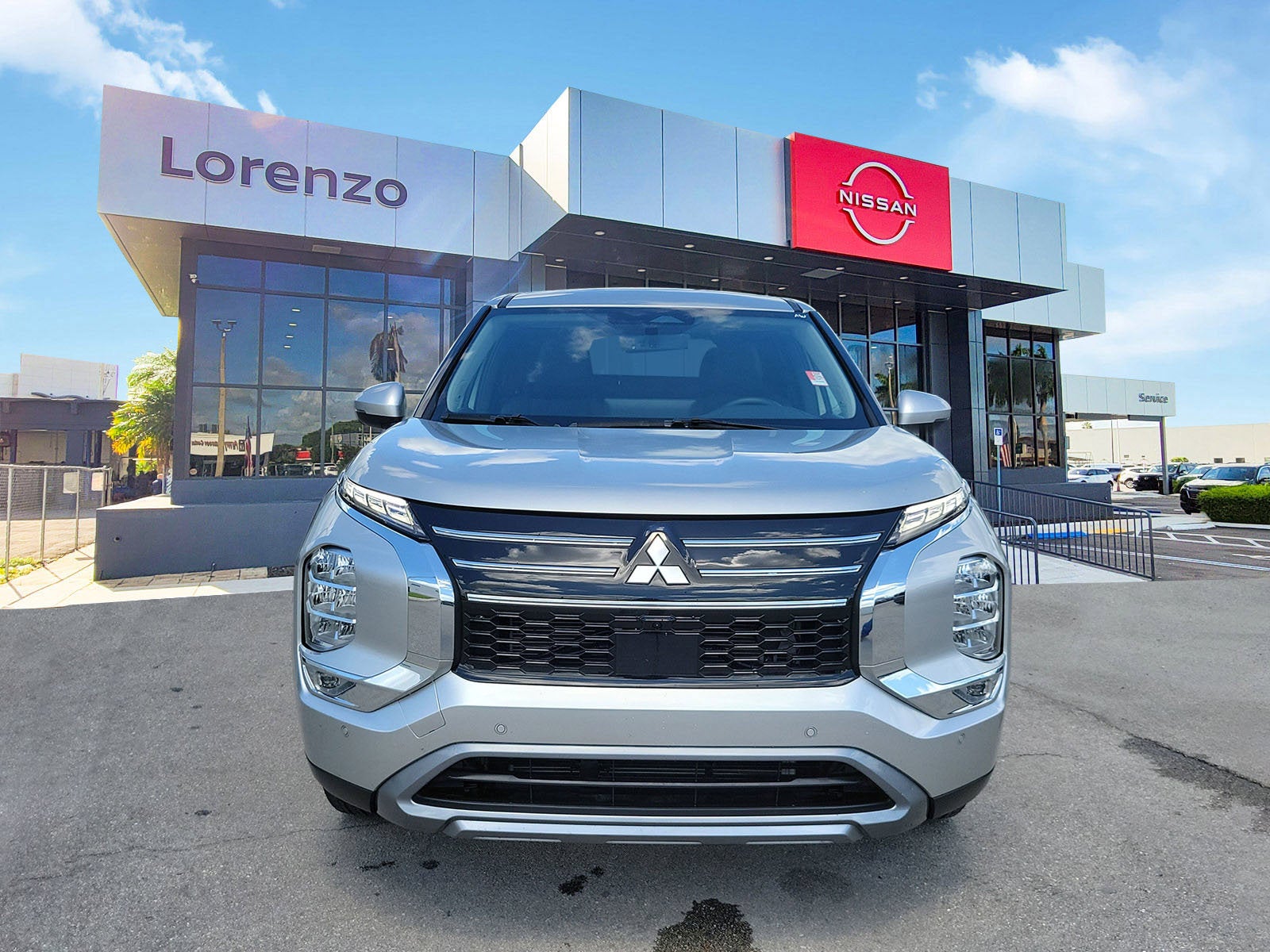 2025 Mitsubishi Outlander SE