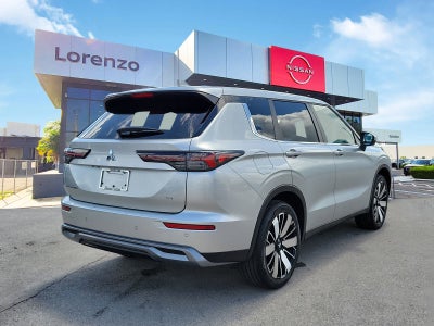 2025 Mitsubishi Outlander SE
