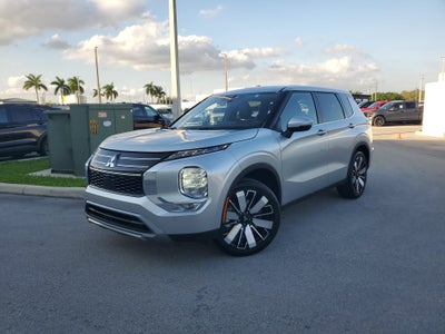 2025 Mitsubishi Outlander SE