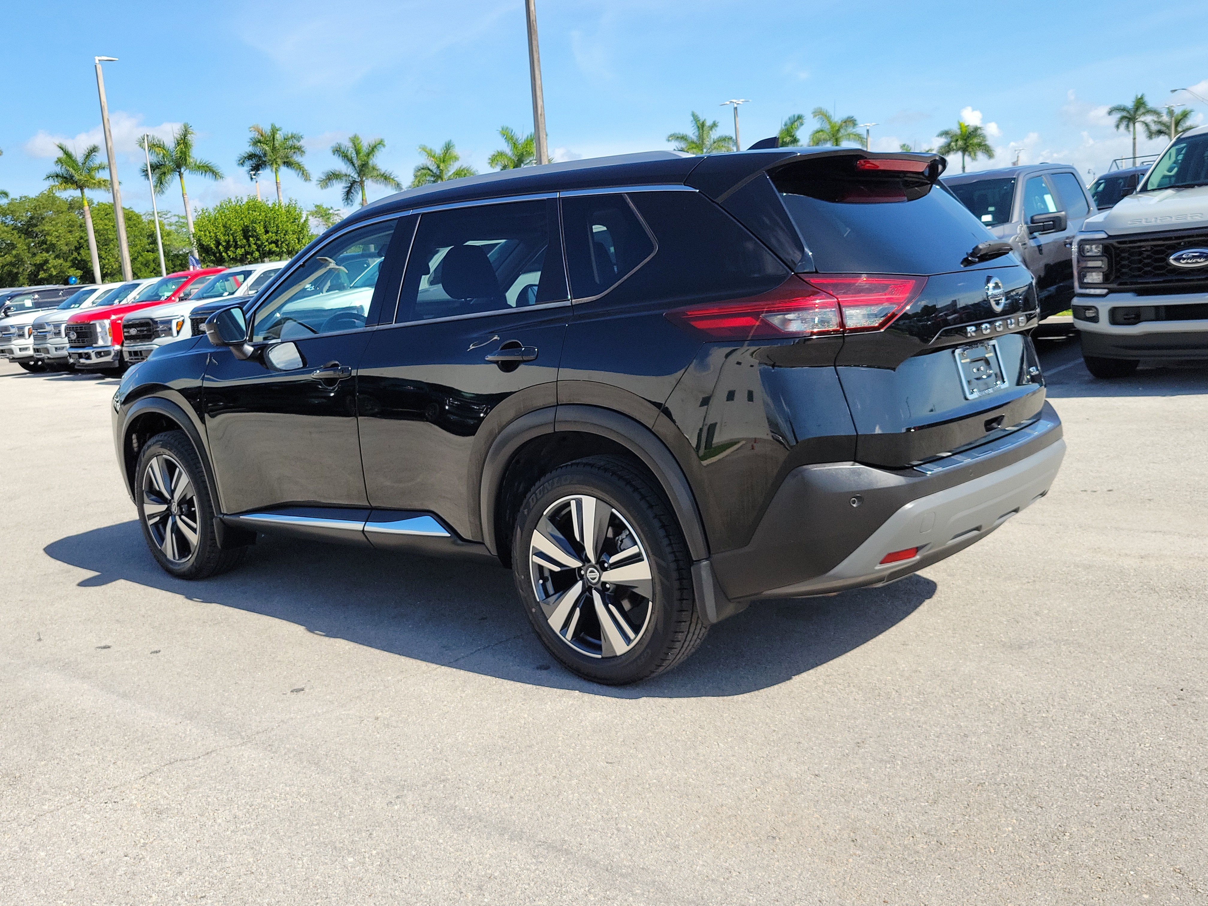 2021 Nissan Rogue SL