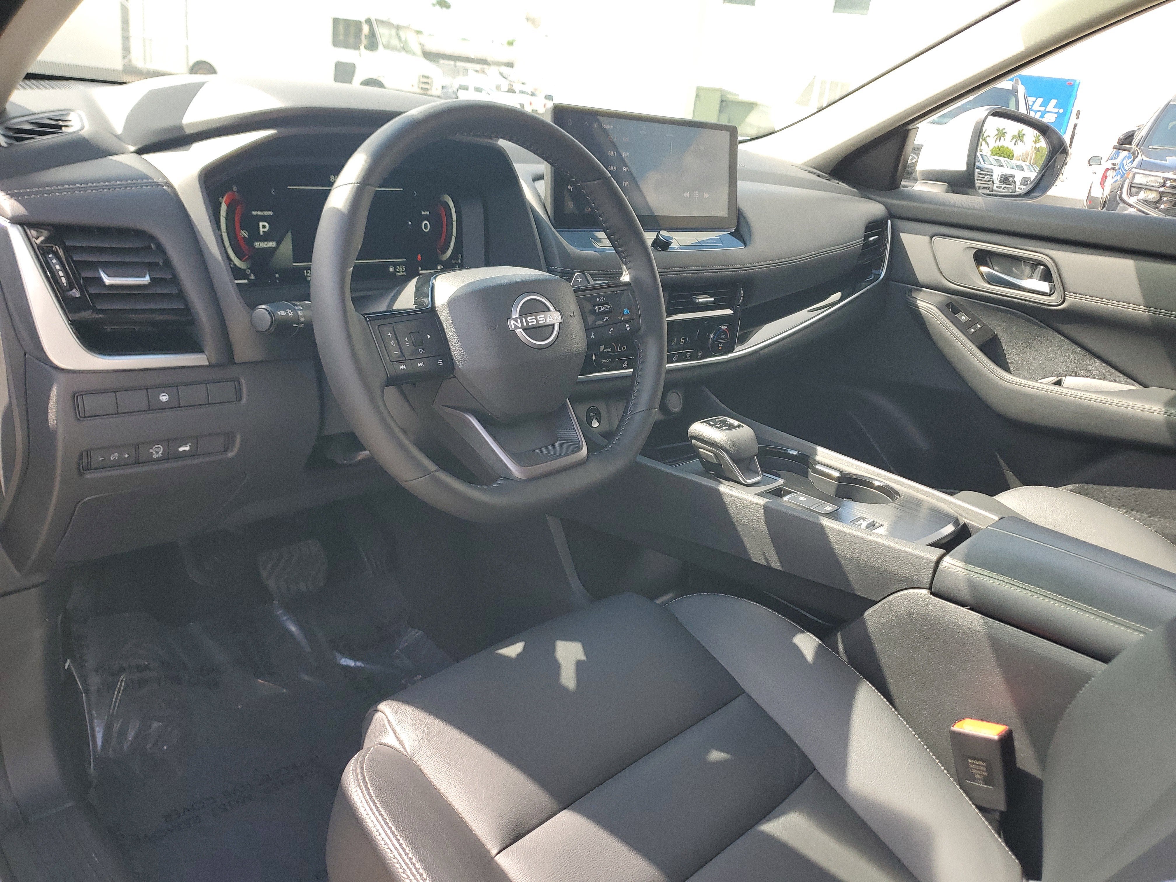2025 Nissan Rogue SL
