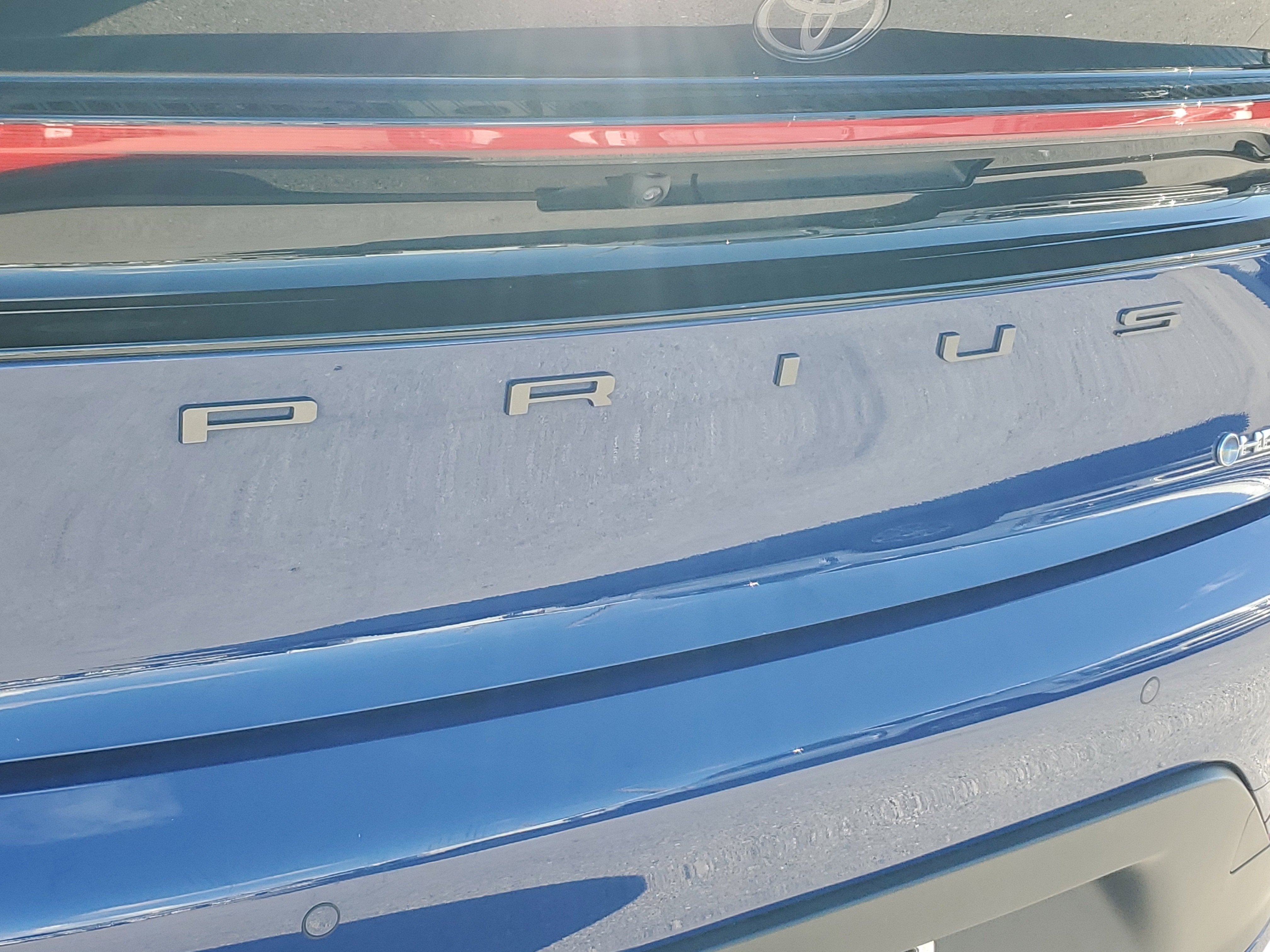 2025 Toyota Prius LE