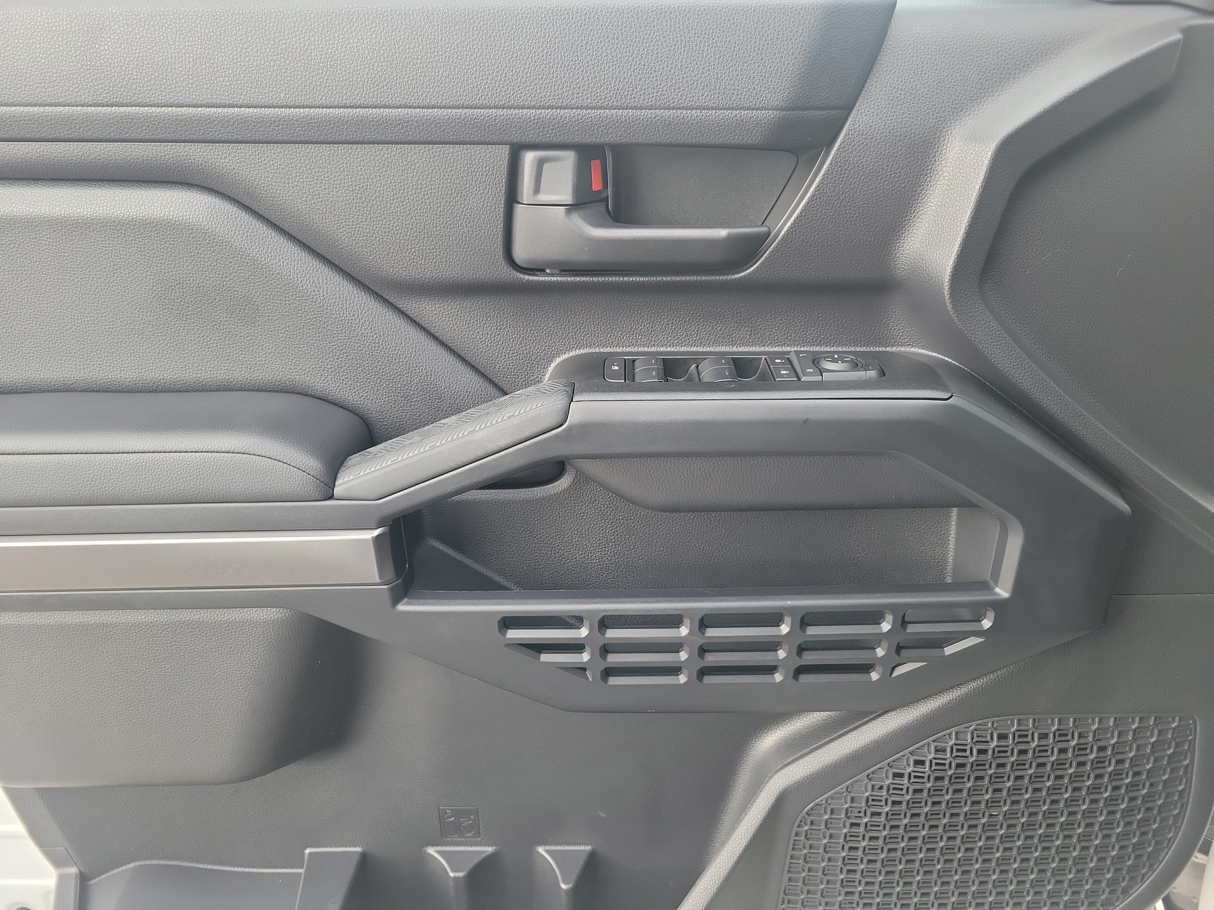 2026 Toyota 4Runner SR5 4WD