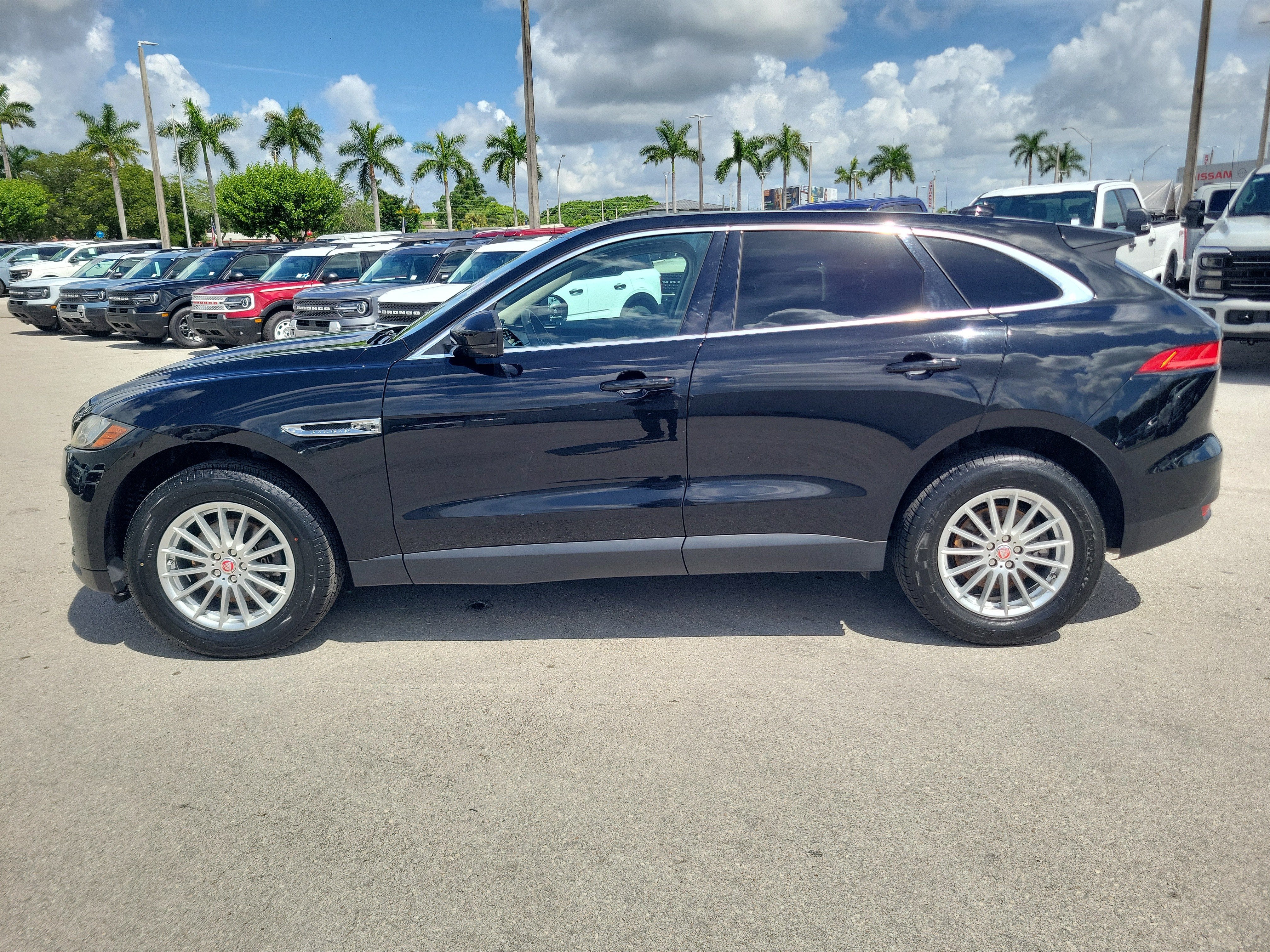 2019 Jaguar F-PACE 25t