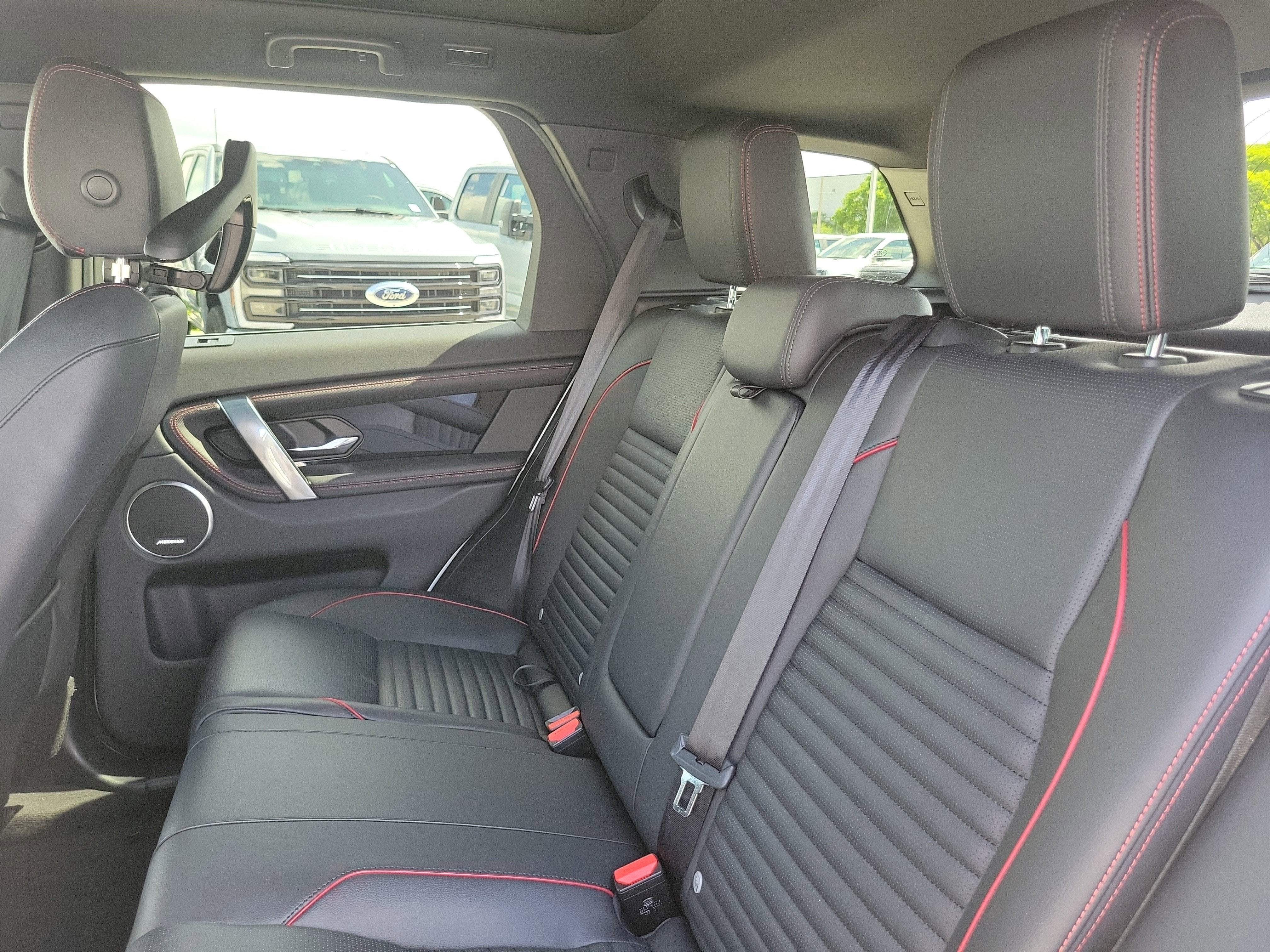 2023 Land Rover Discovery Sport S R-Dynamic