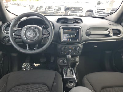 2022 Jeep Renegade Altitude 4WD