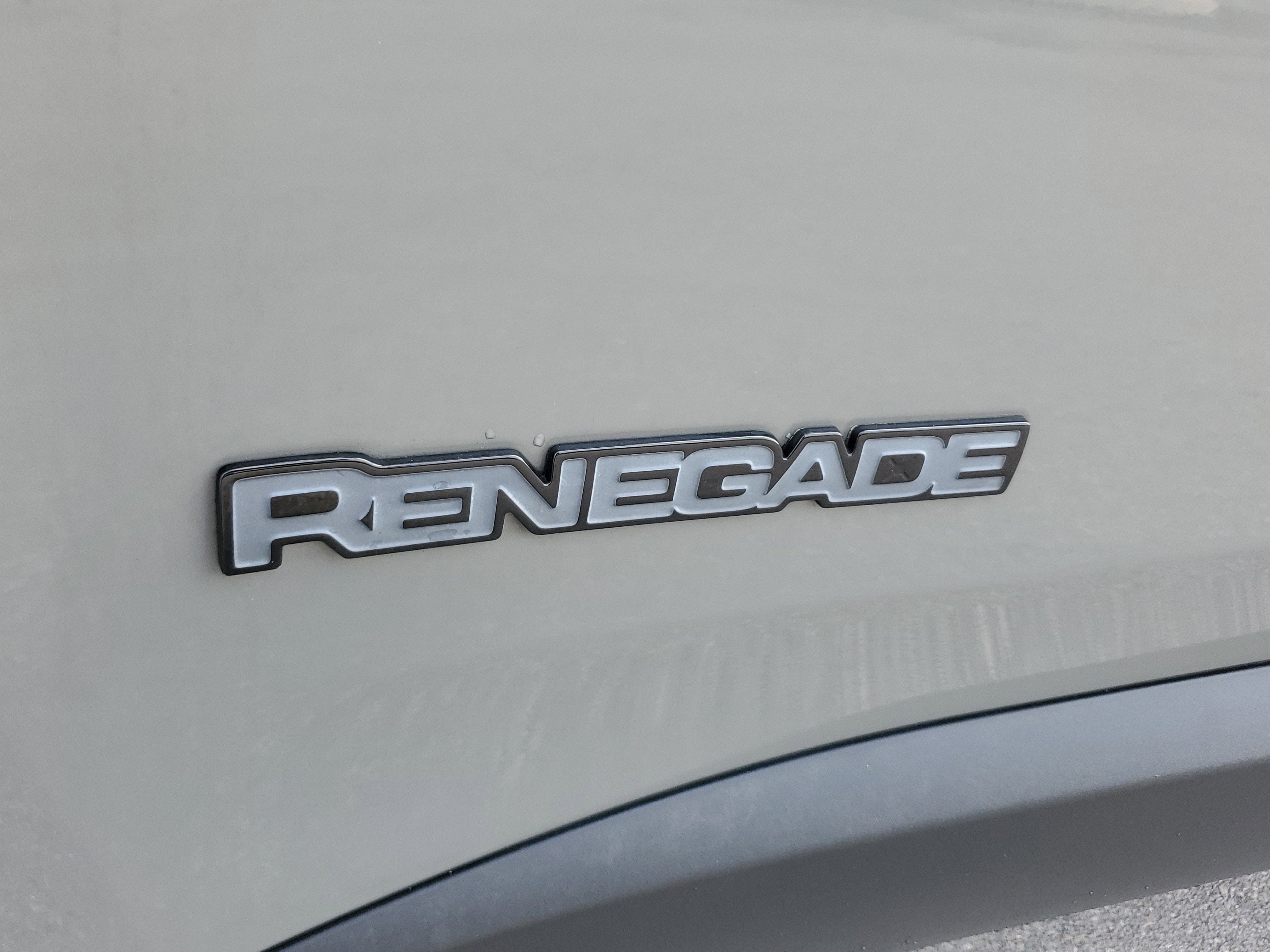 2022 Jeep Renegade Altitude 4WD