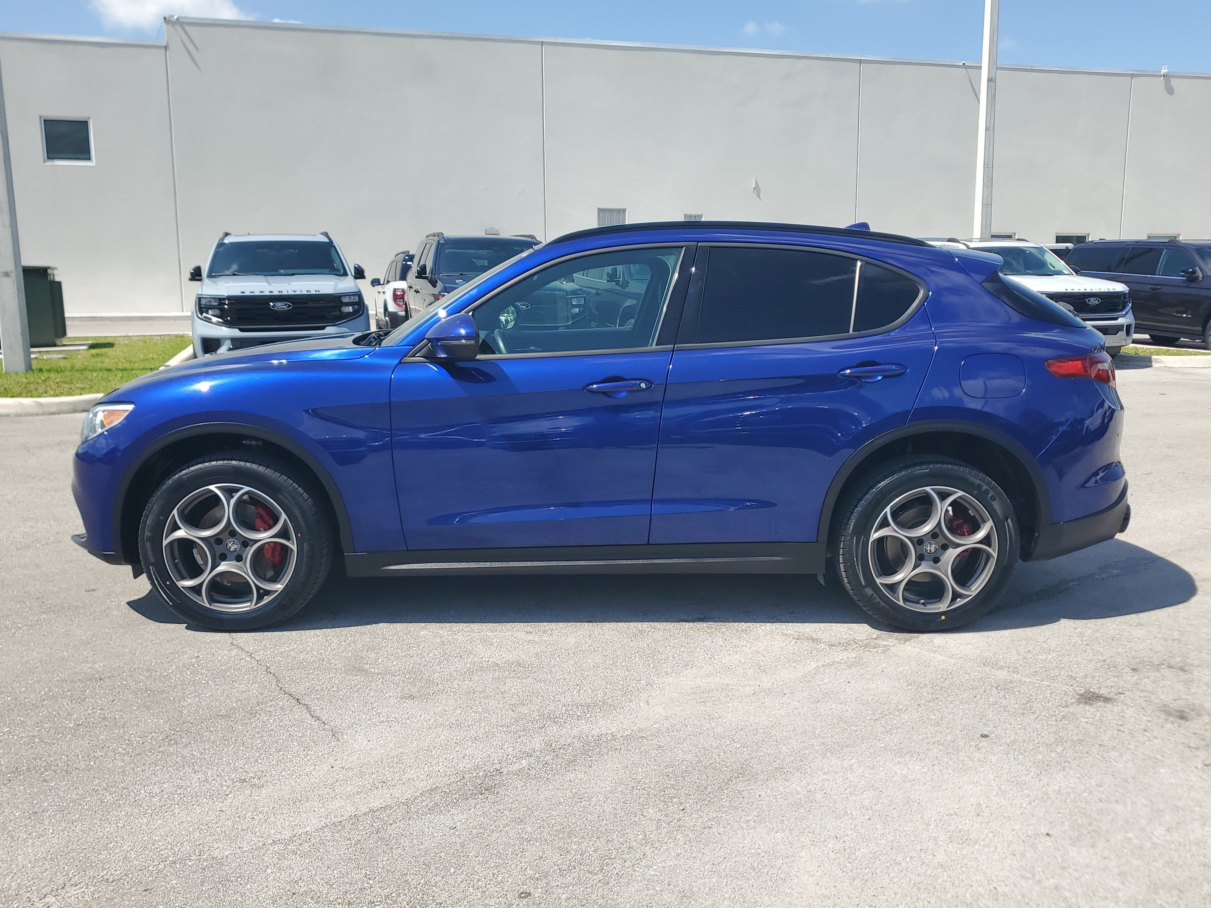 2022 Alfa Romeo Stelvio Sprint