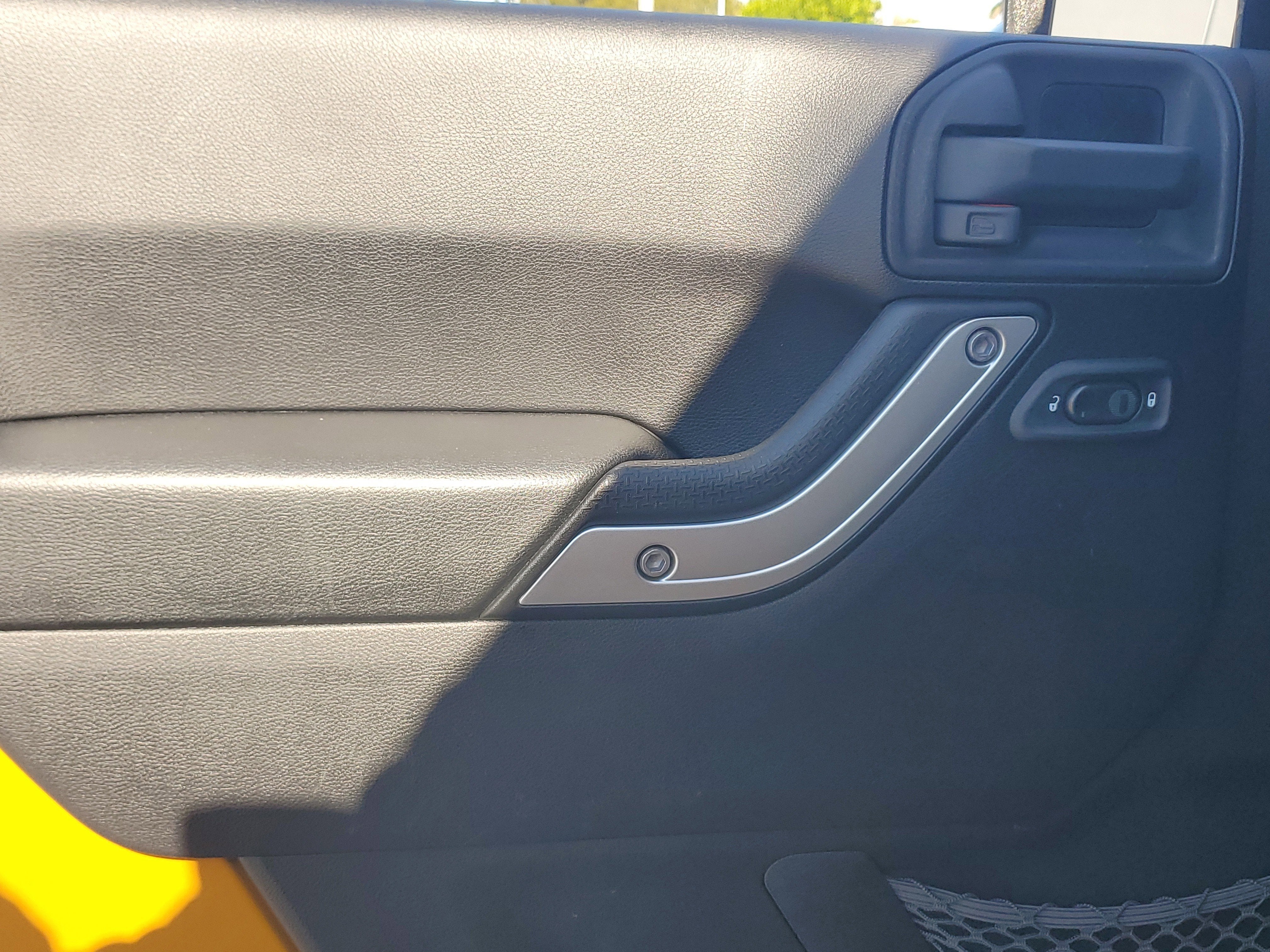 2014 Jeep Wrangler Unlimited Sahara 4WD