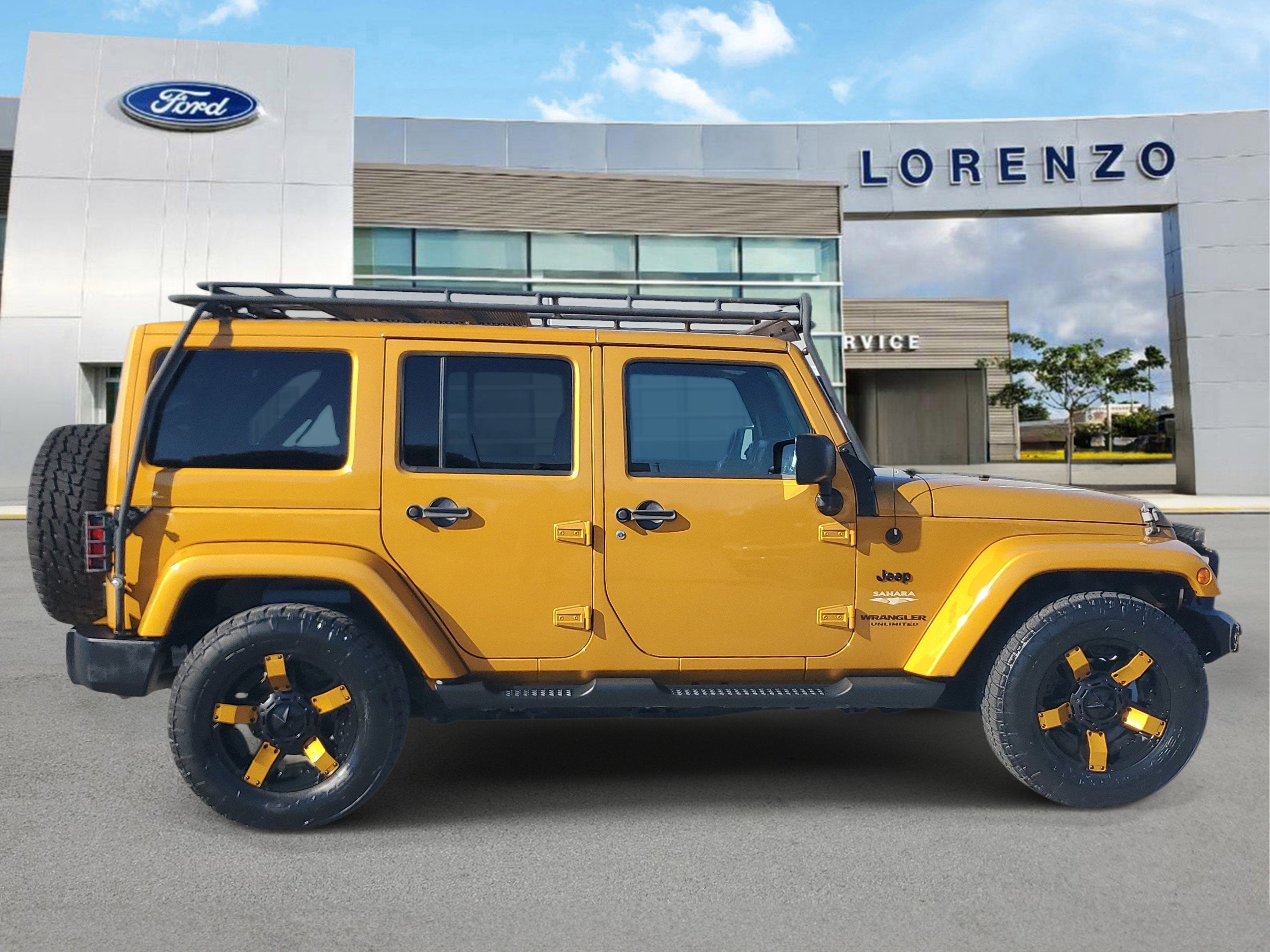 2014 Jeep Wrangler Unlimited Sahara 4WD