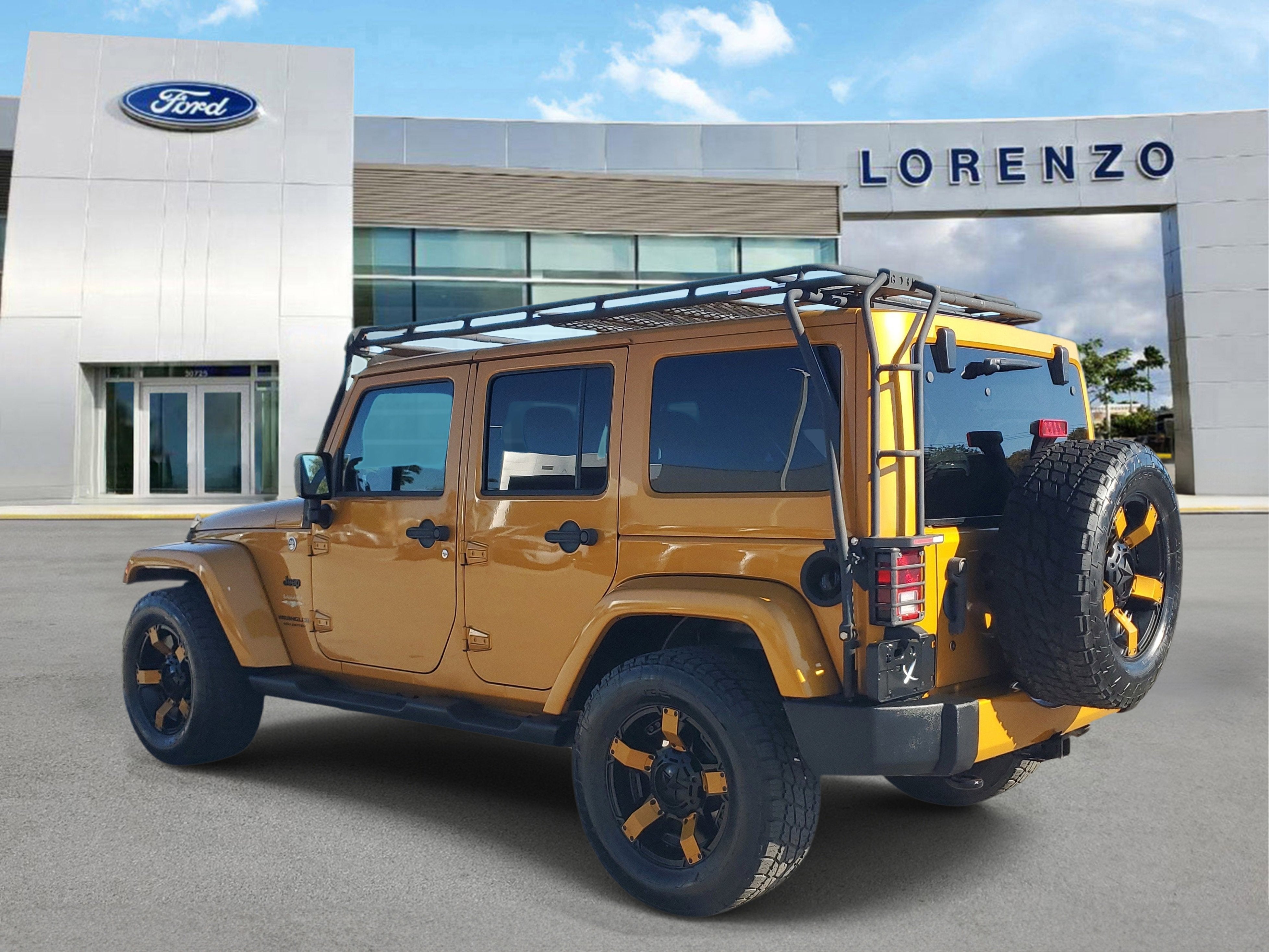 2014 Jeep Wrangler Unlimited Sahara 4WD