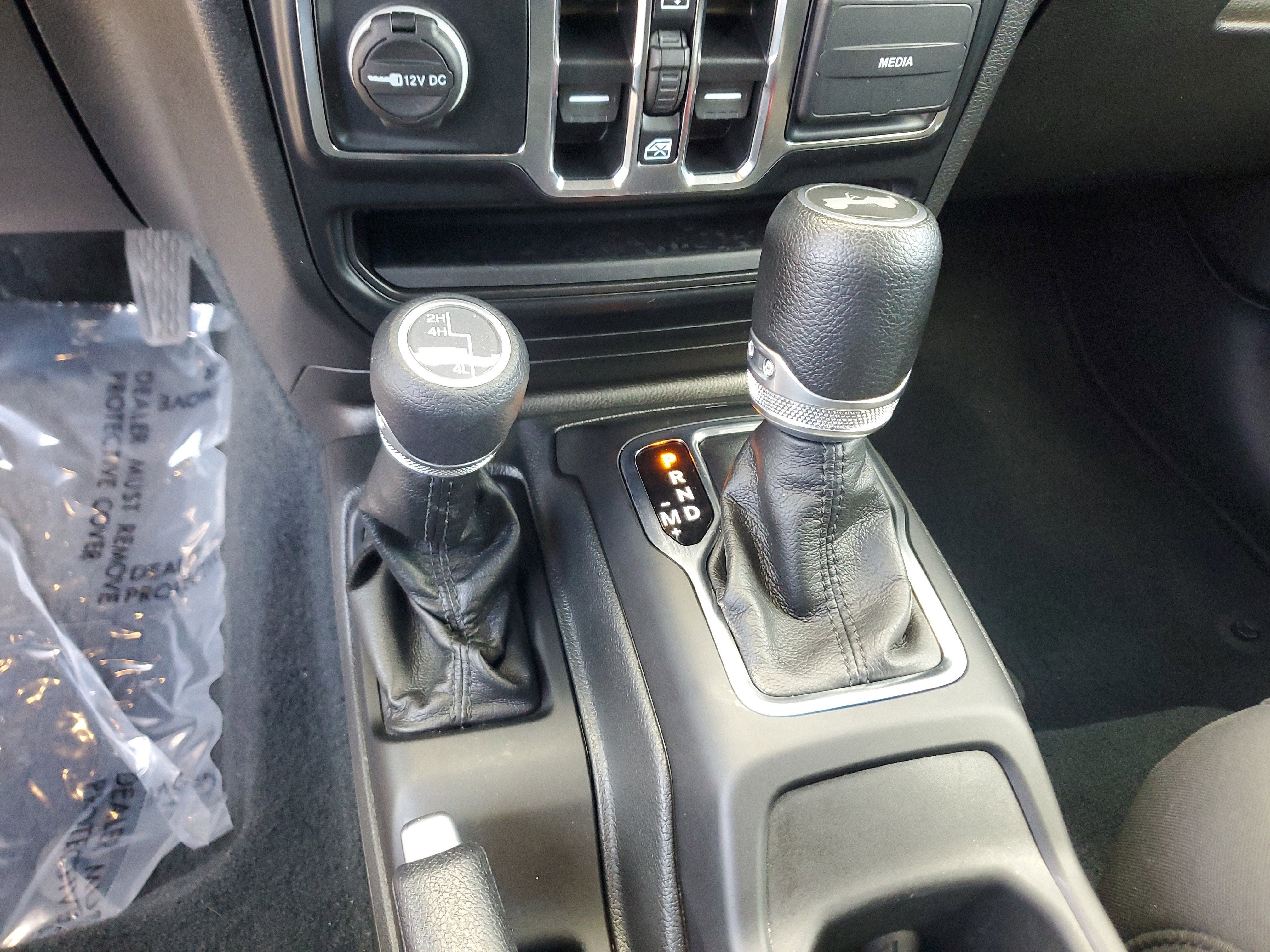 2022 Jeep Wrangler Unlimited Willys 4WD Diesel