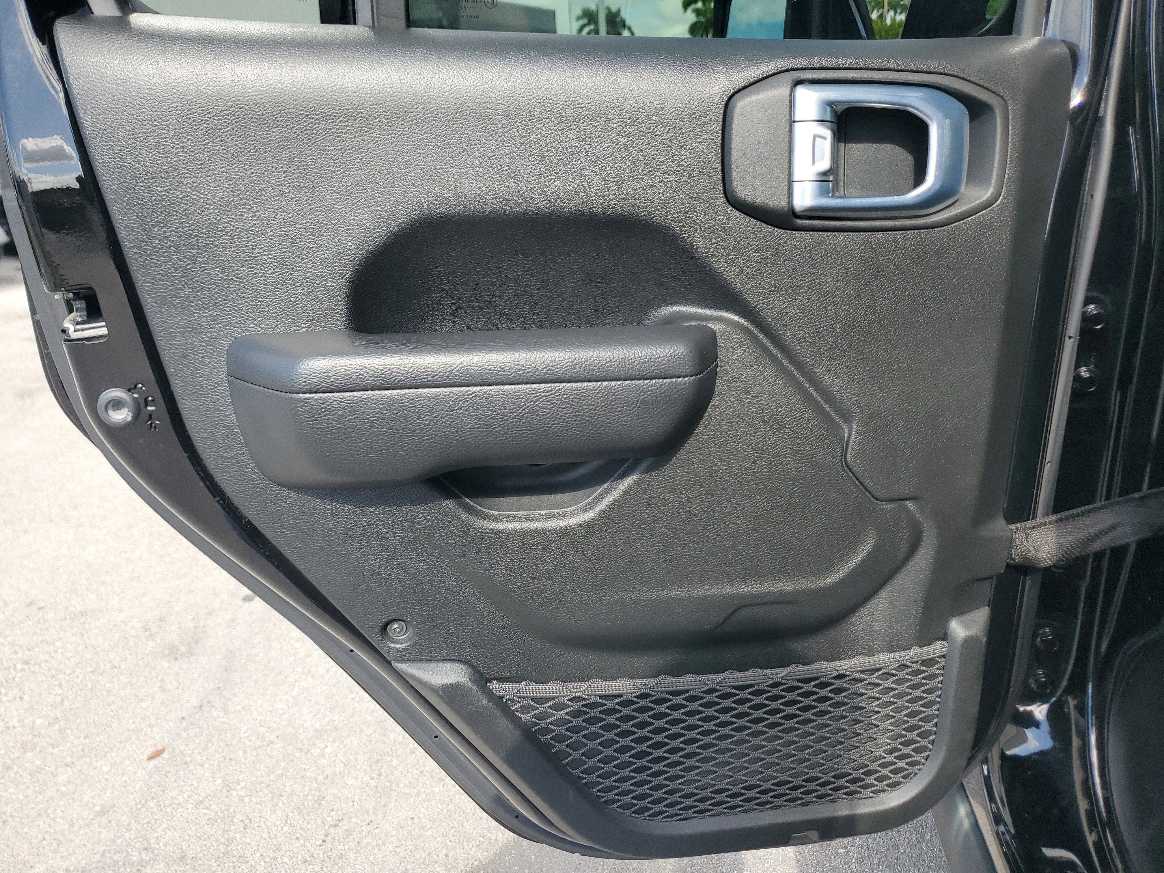 2022 Jeep Wrangler Unlimited Willys 4WD Diesel