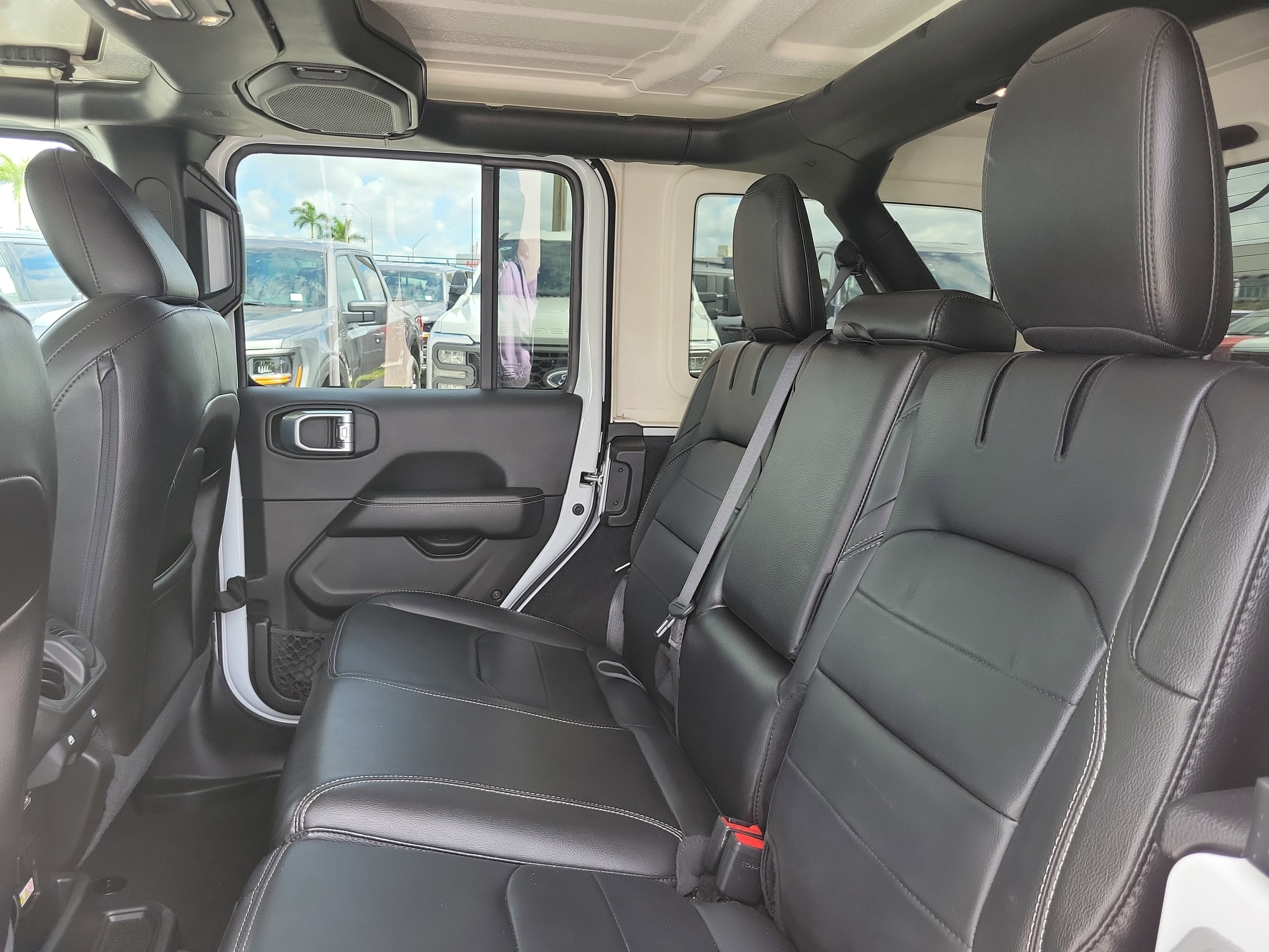 2023 Jeep Wrangler 4xe Sahara 4WD