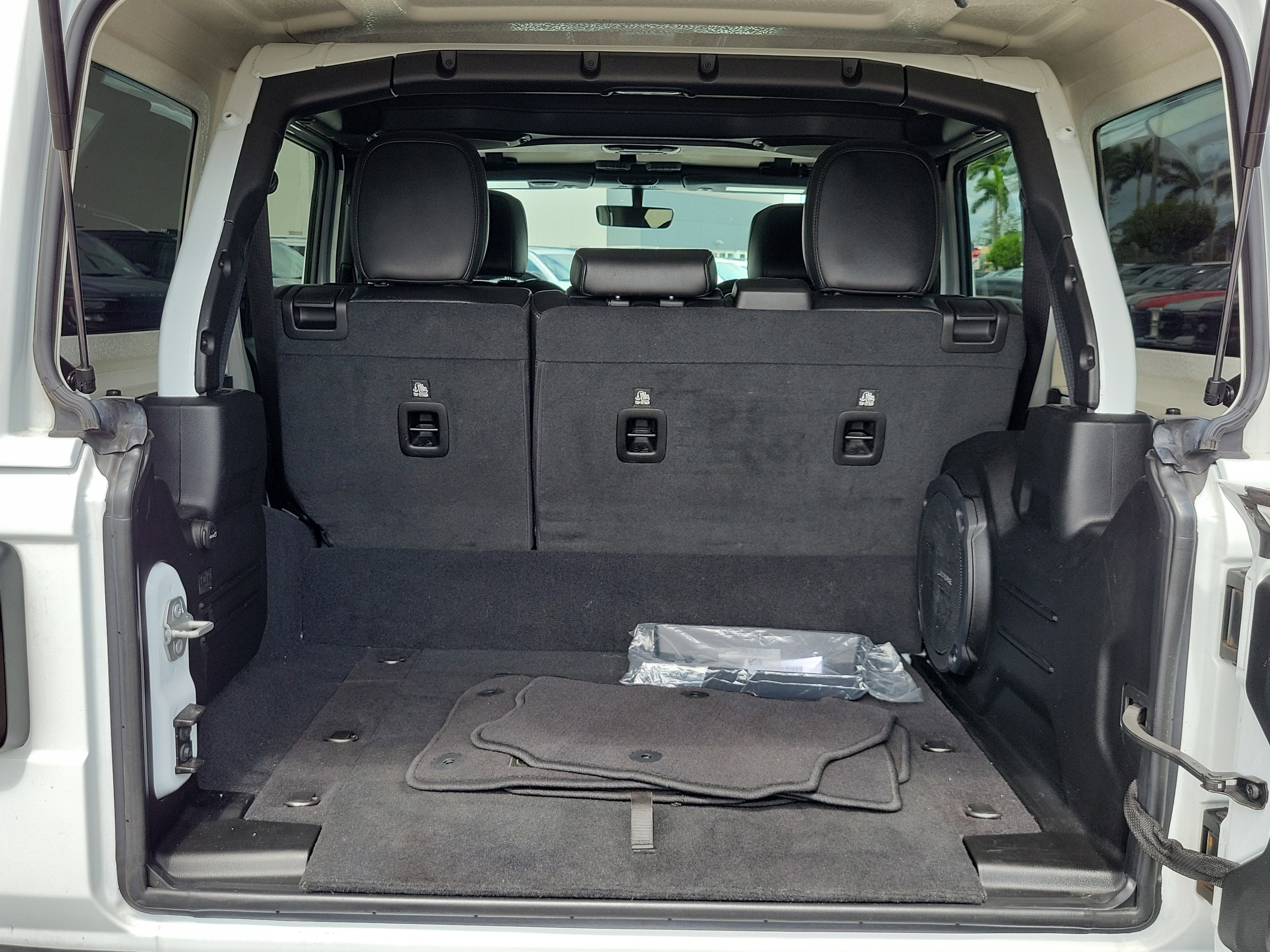 2023 Jeep Wrangler 4xe Sahara 4WD