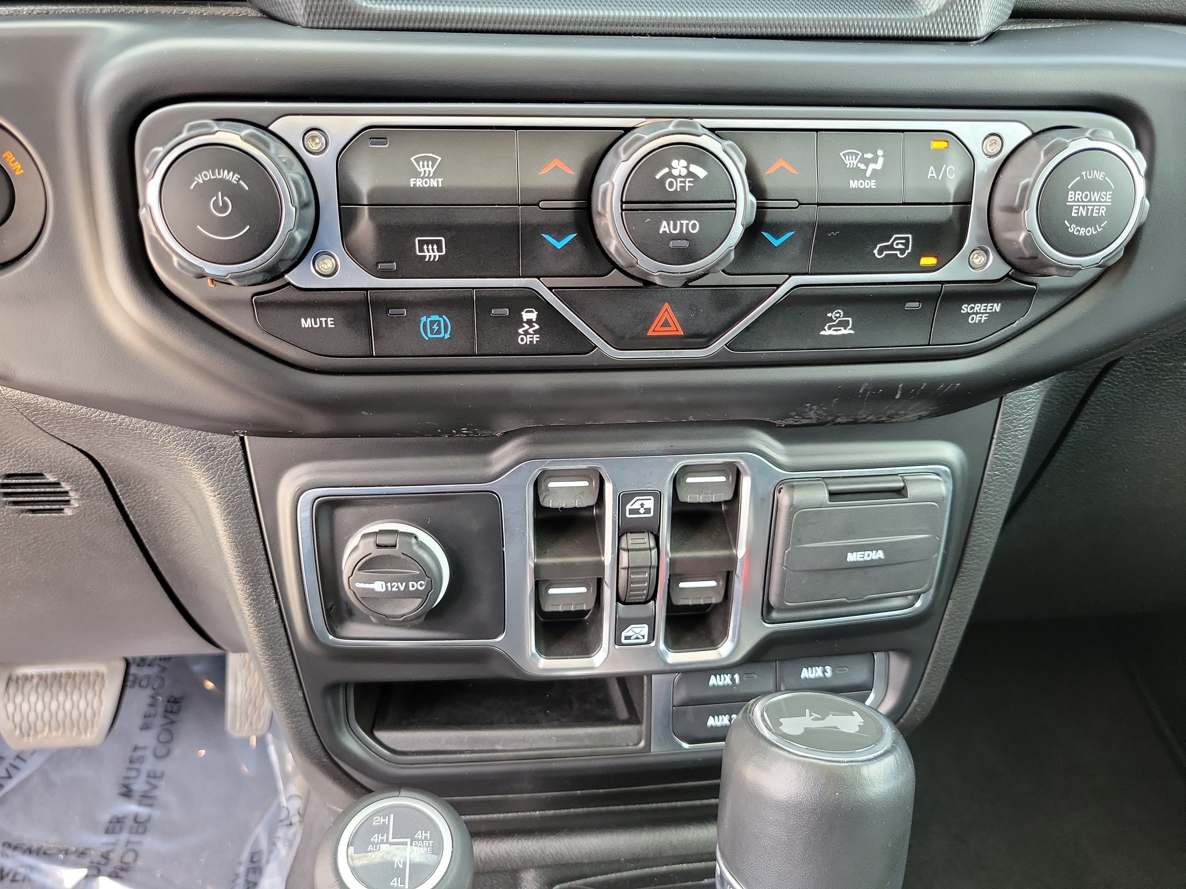 2023 Jeep Wrangler 4xe Sahara 4WD