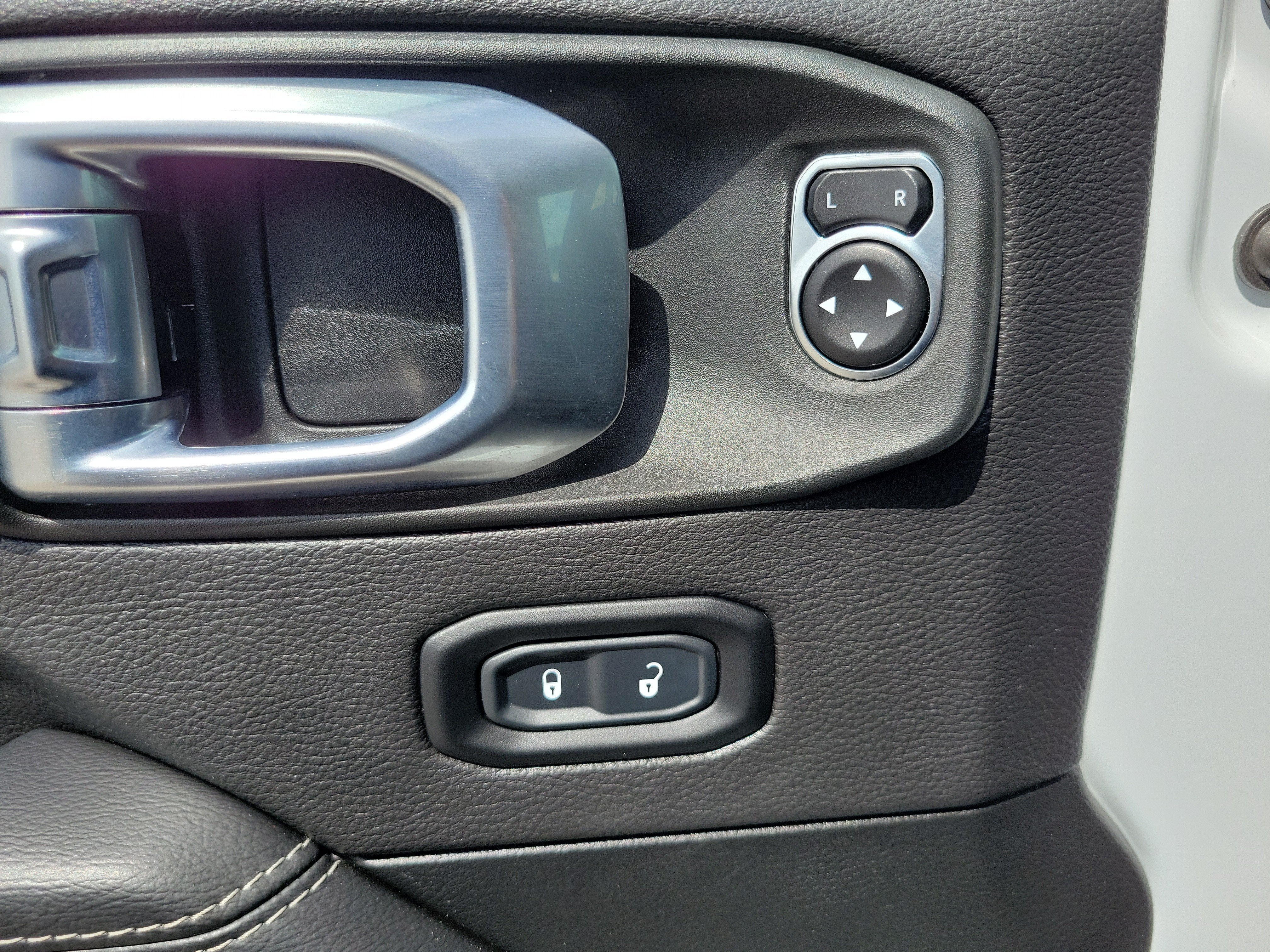 2023 Jeep Wrangler 4xe Sahara 4WD