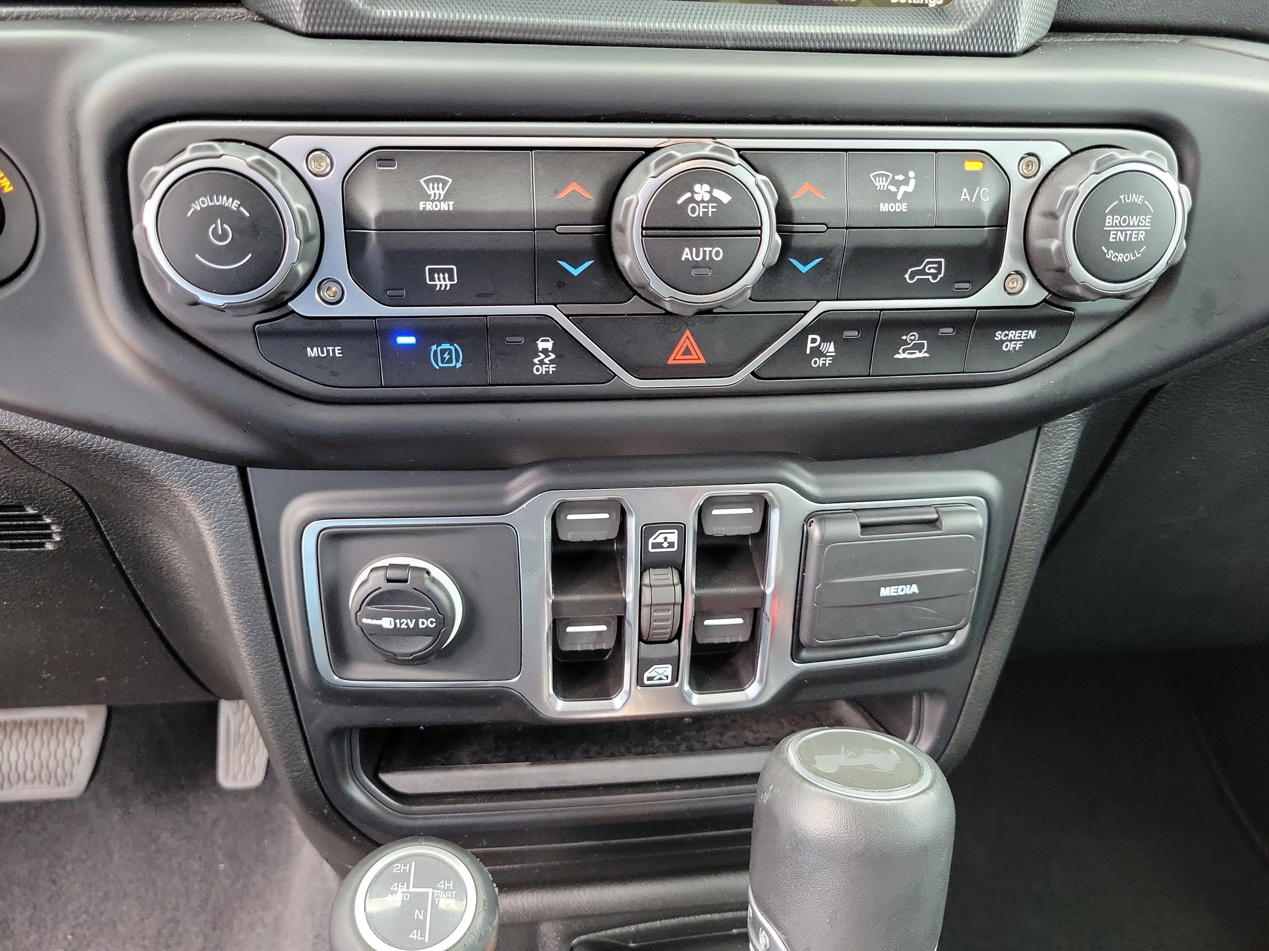2023 Jeep Wrangler 4xe Sahara 4WD