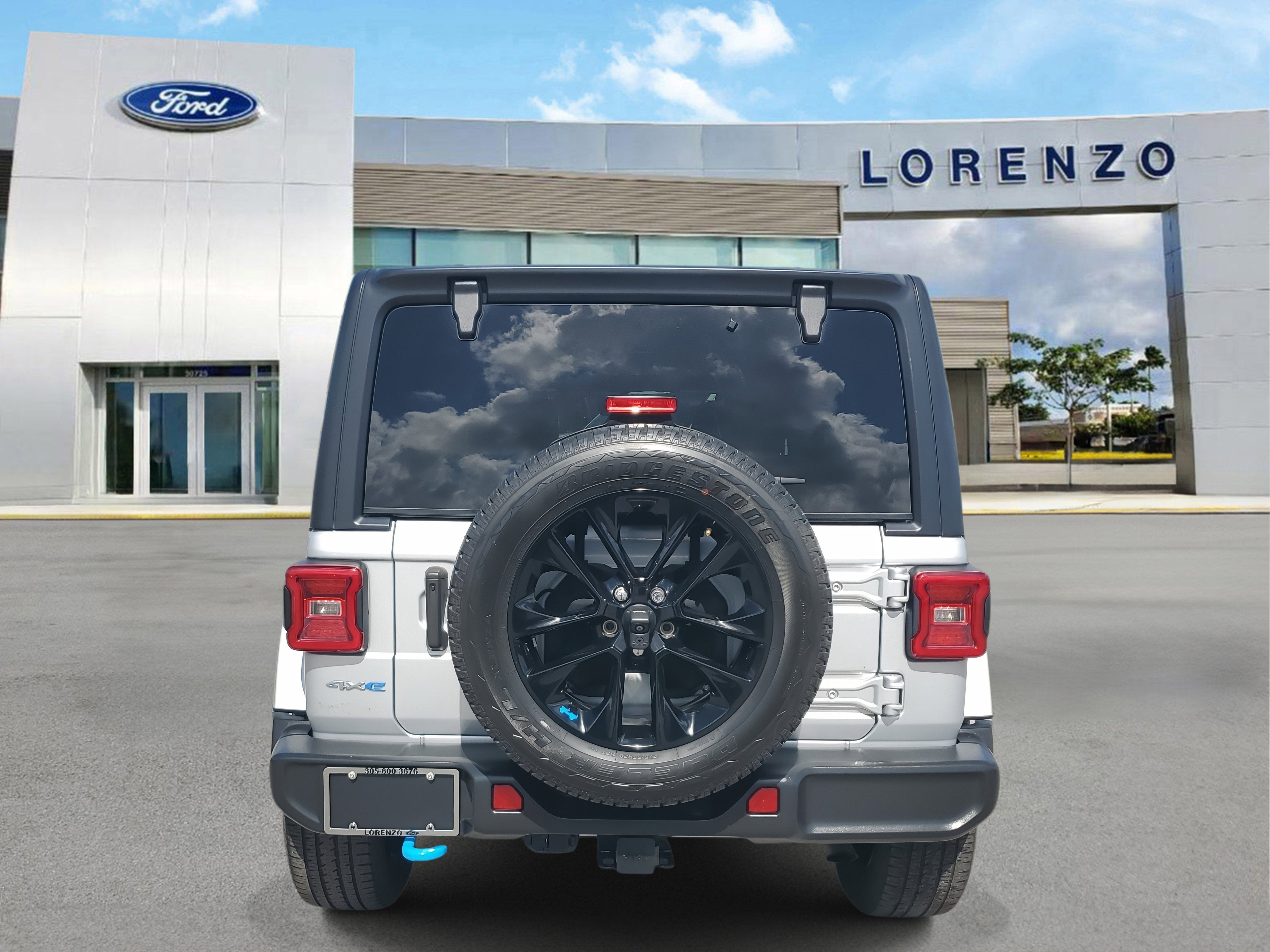 2023 Jeep Wrangler 4xe Sahara 4WD