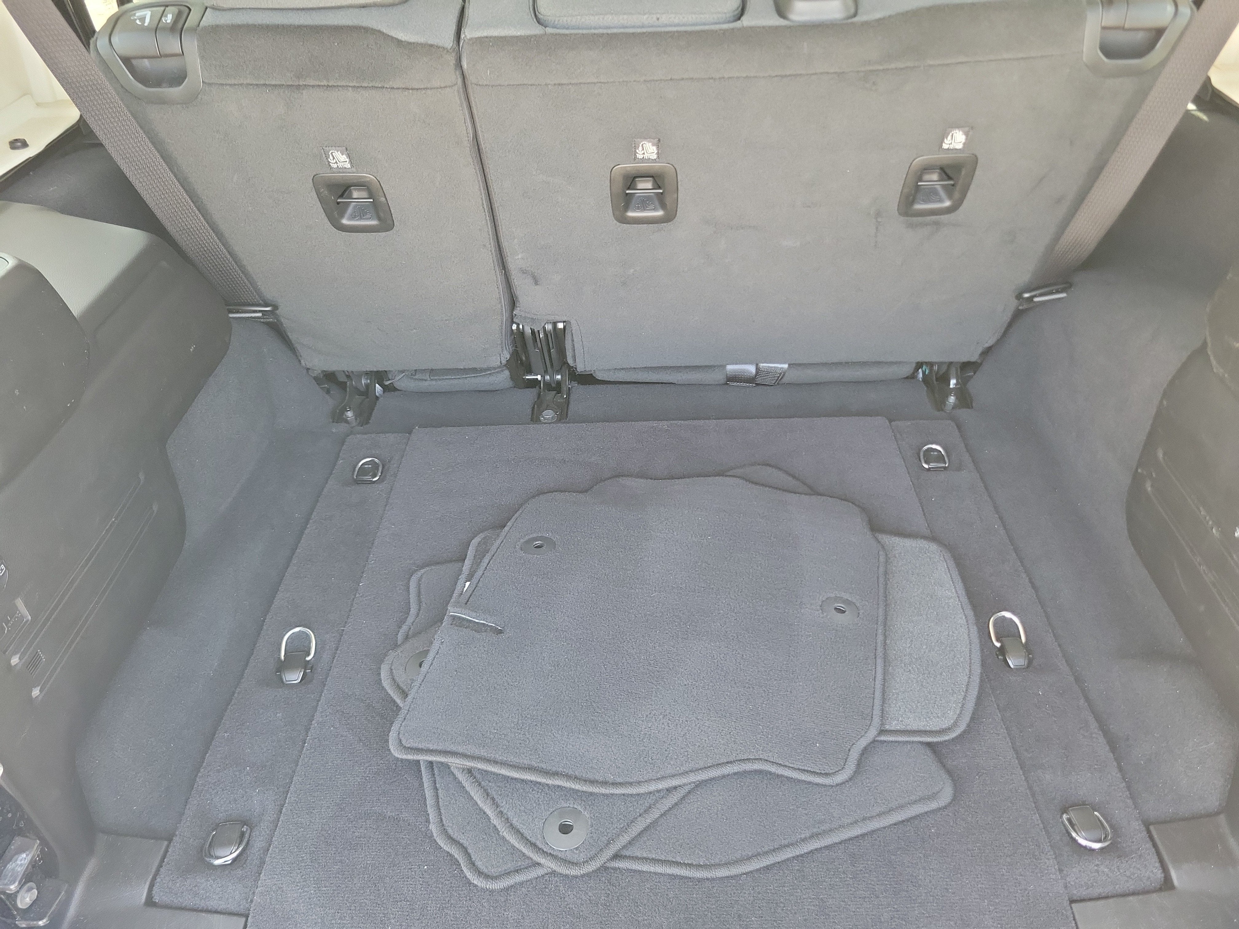 2025 Jeep Wrangler Sahara 4WD