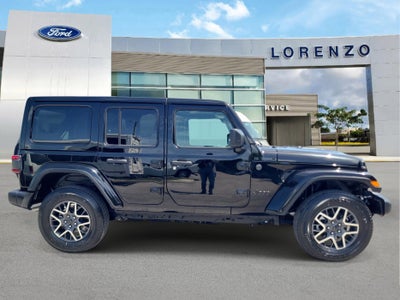 2025 Jeep Wrangler Sahara 4WD