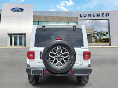 2025 Jeep Wrangler Sahara 4WD
