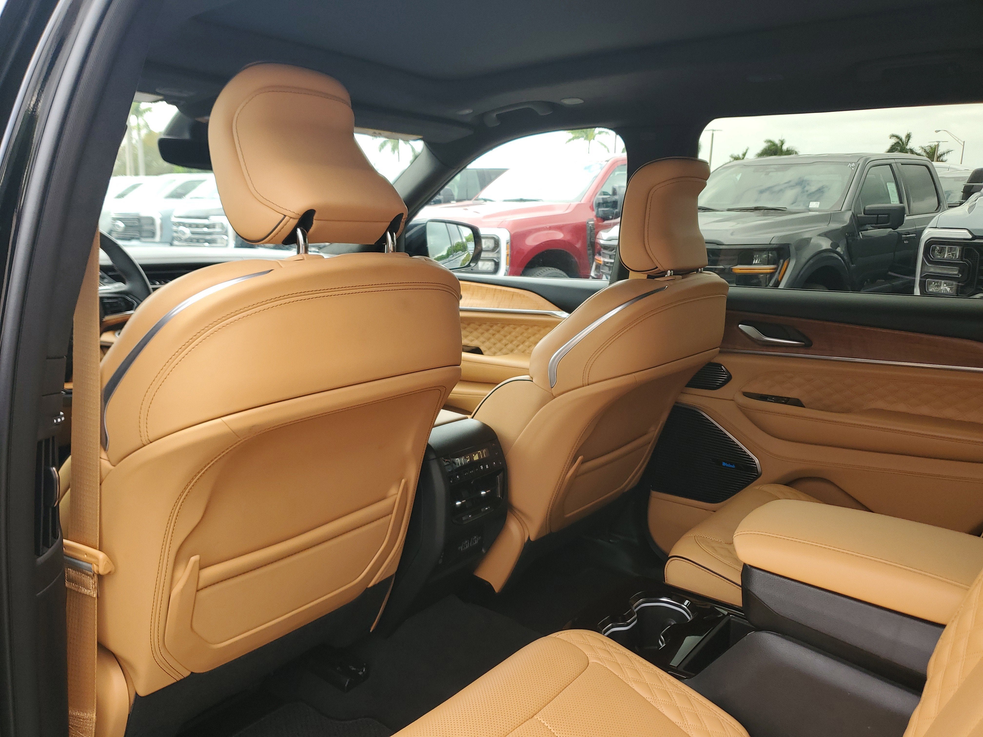 2024 Jeep Grand Cherokee L Summit Reserve 4WD