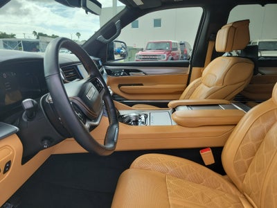 2023 Jeep Grand Wagoneer L Series III 4WD