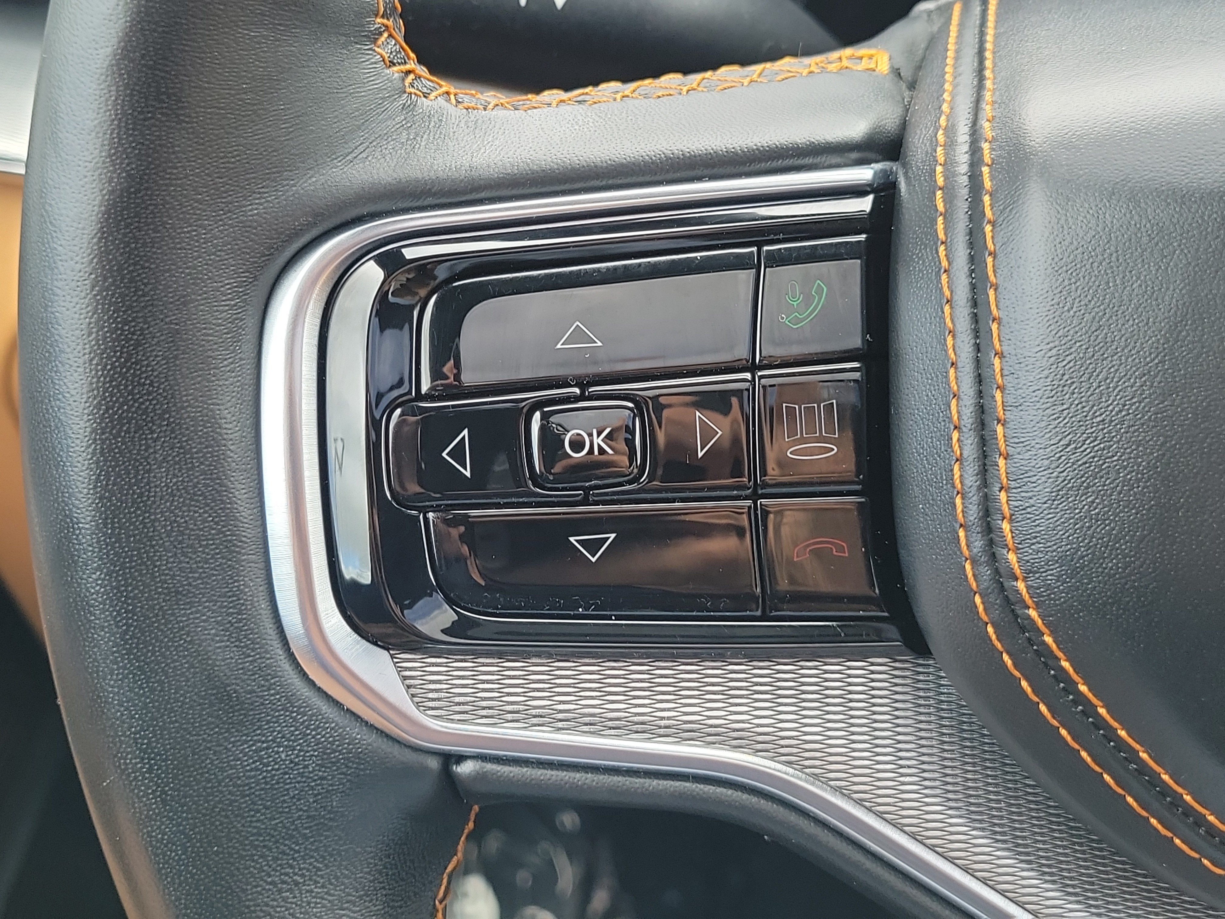 2023 Jeep Grand Wagoneer L Series III 4WD