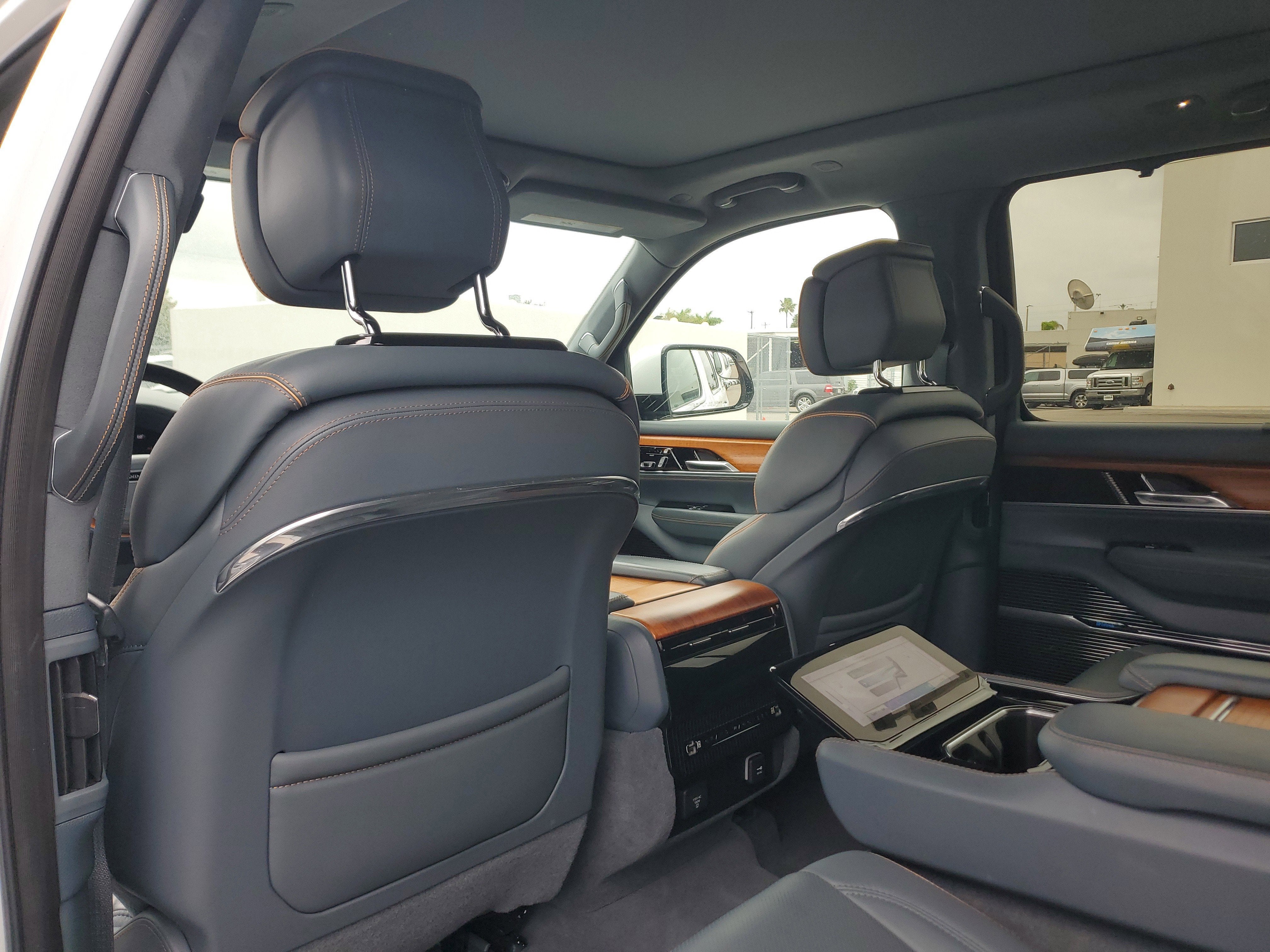 2022 Jeep Grand Wagoneer Series II