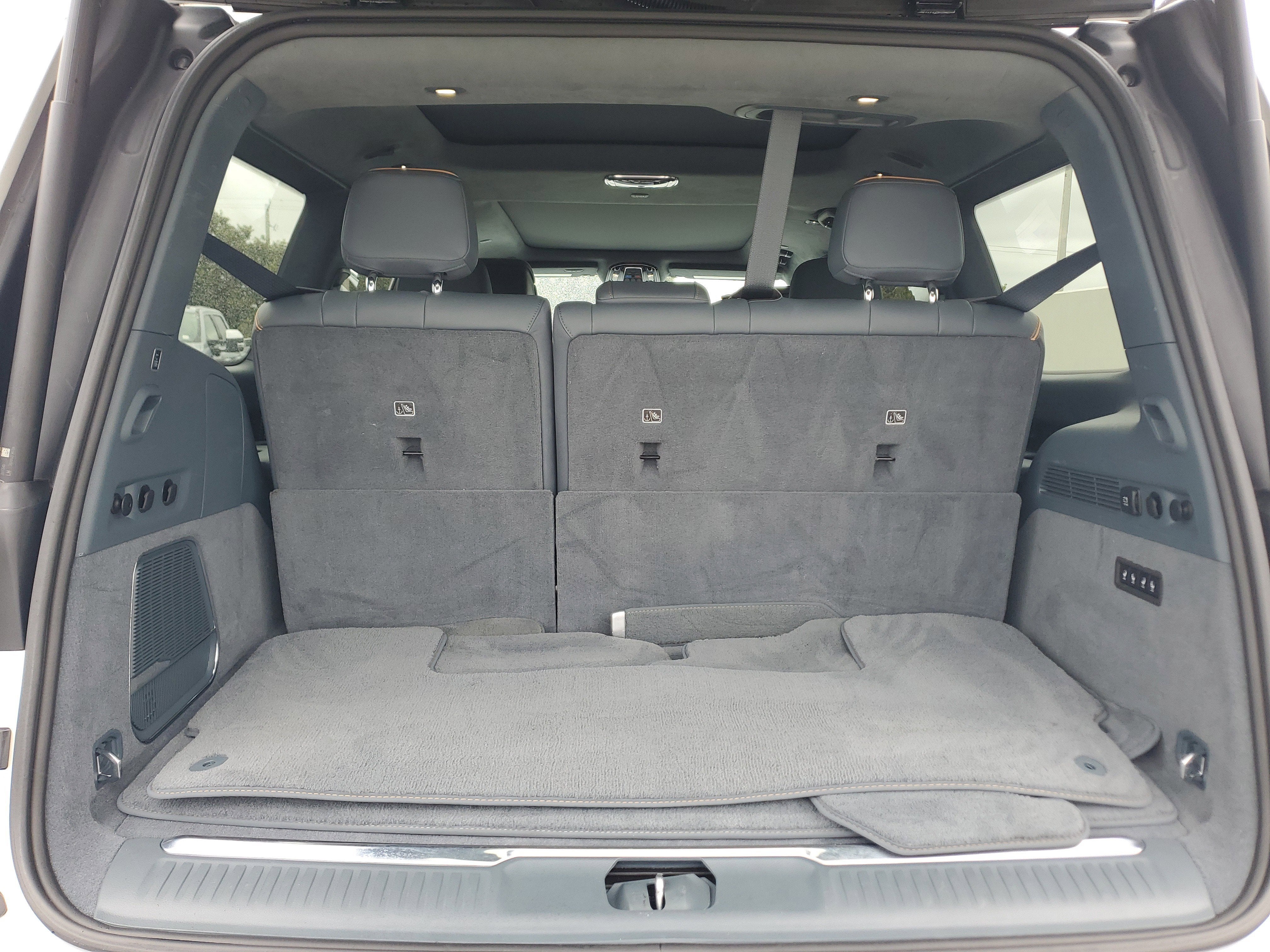 2022 Jeep Grand Wagoneer Series II