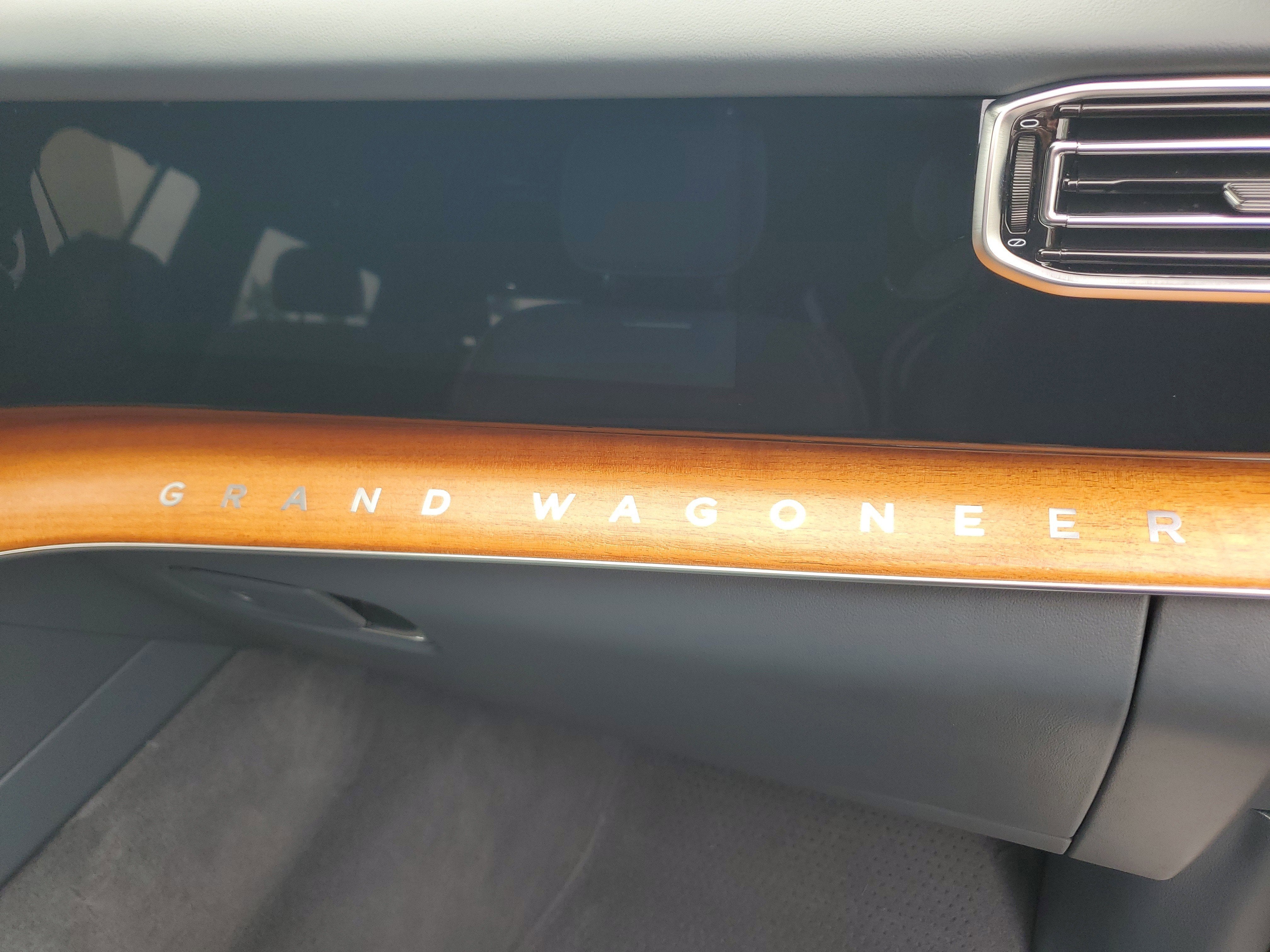 2022 Jeep Grand Wagoneer Series II