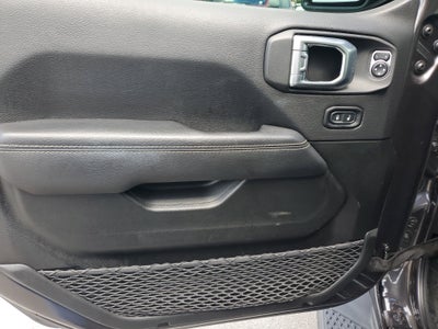 2022 Jeep Gladiator Overland 4WD