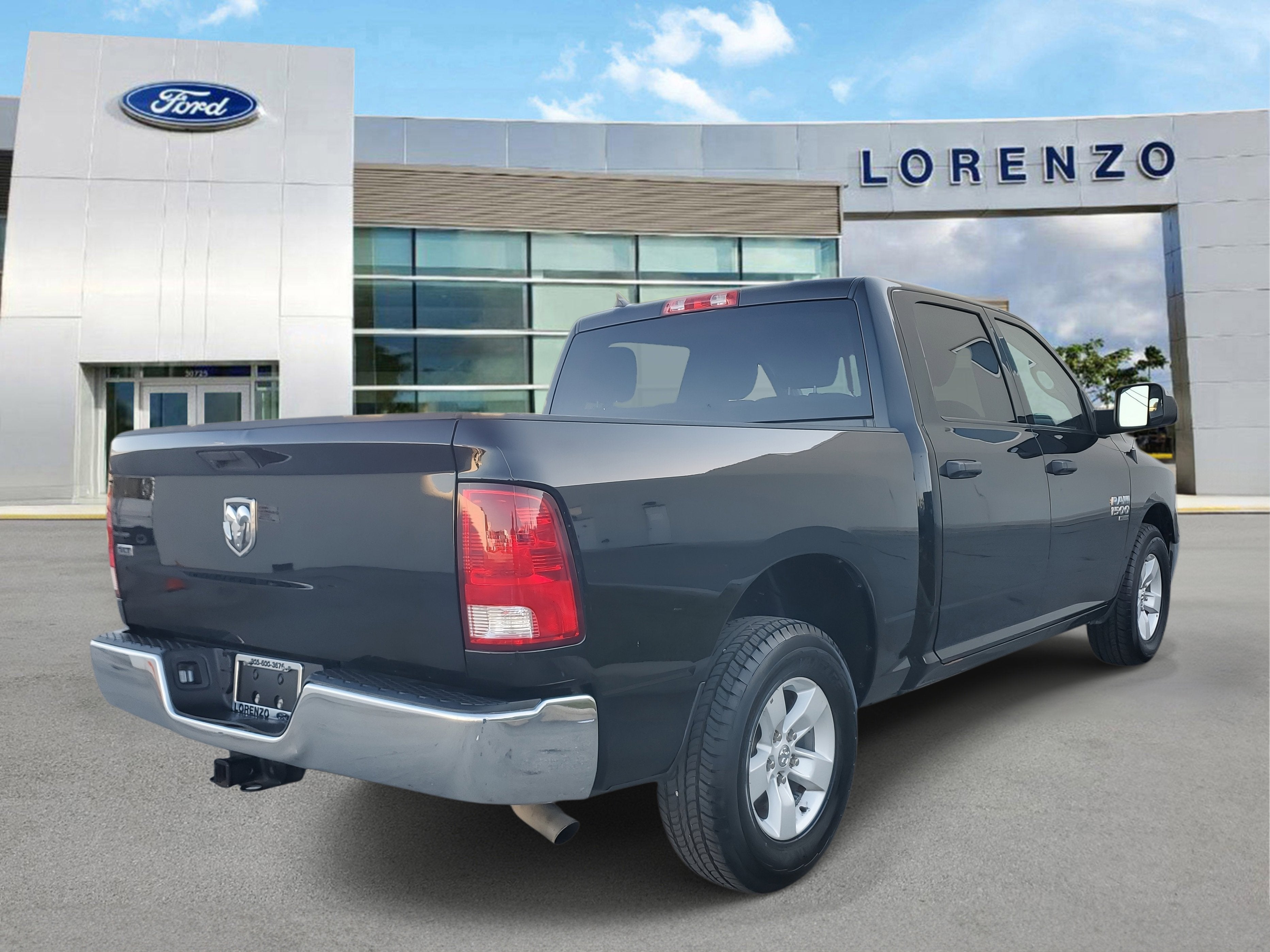 2023 RAM 1500 Classic SLT