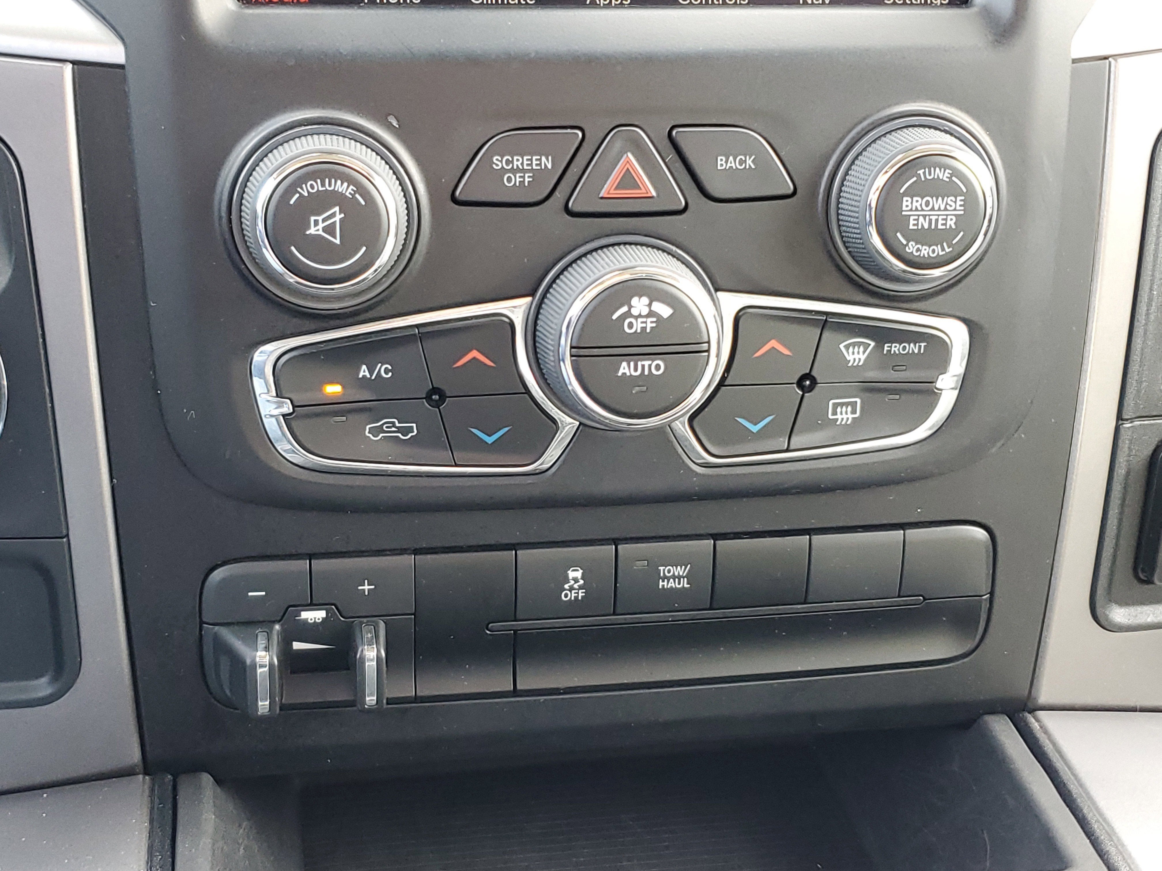 2023 RAM 1500 Classic SLT