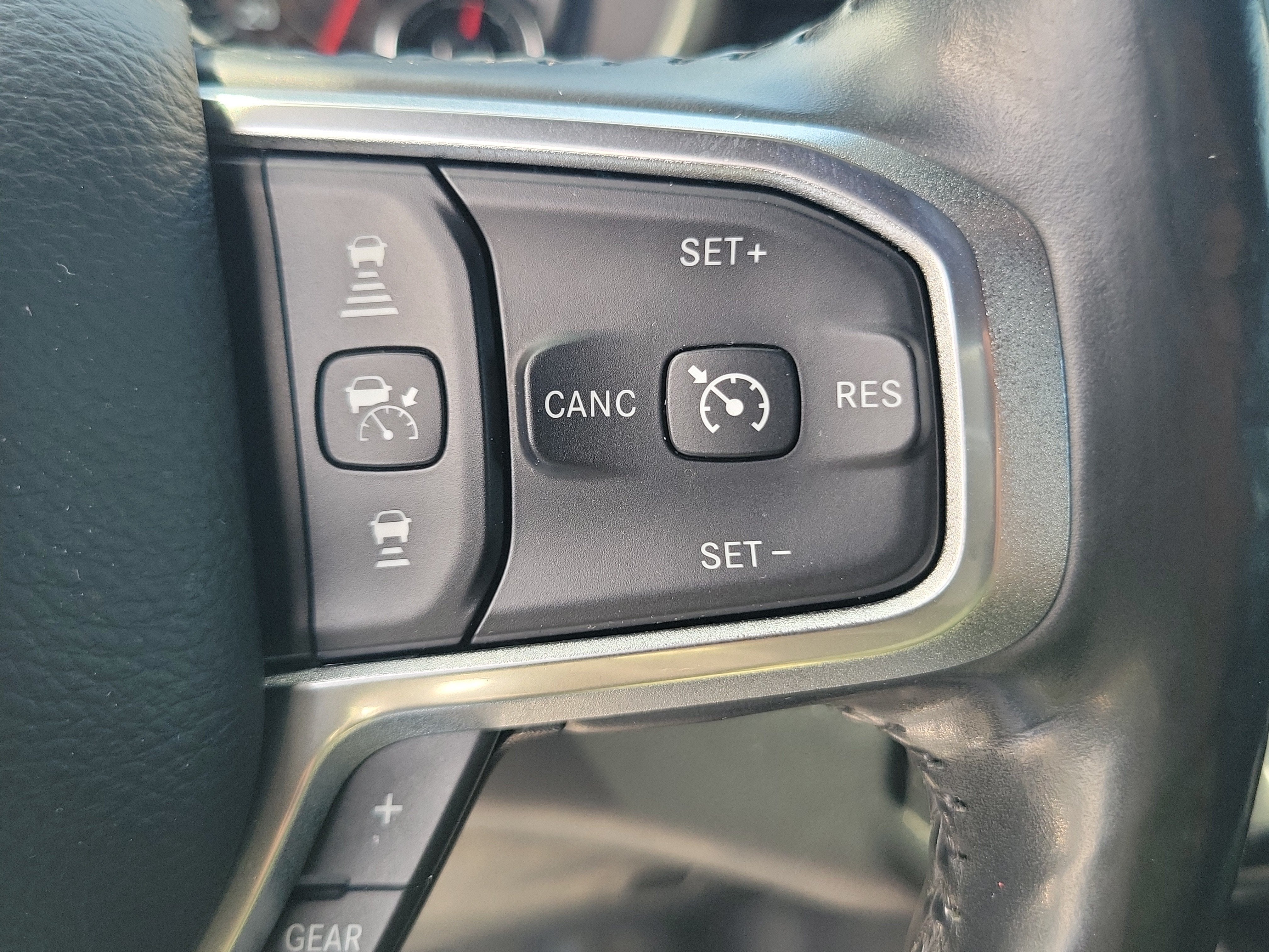 2019 RAM 1500 Laramie 4WD