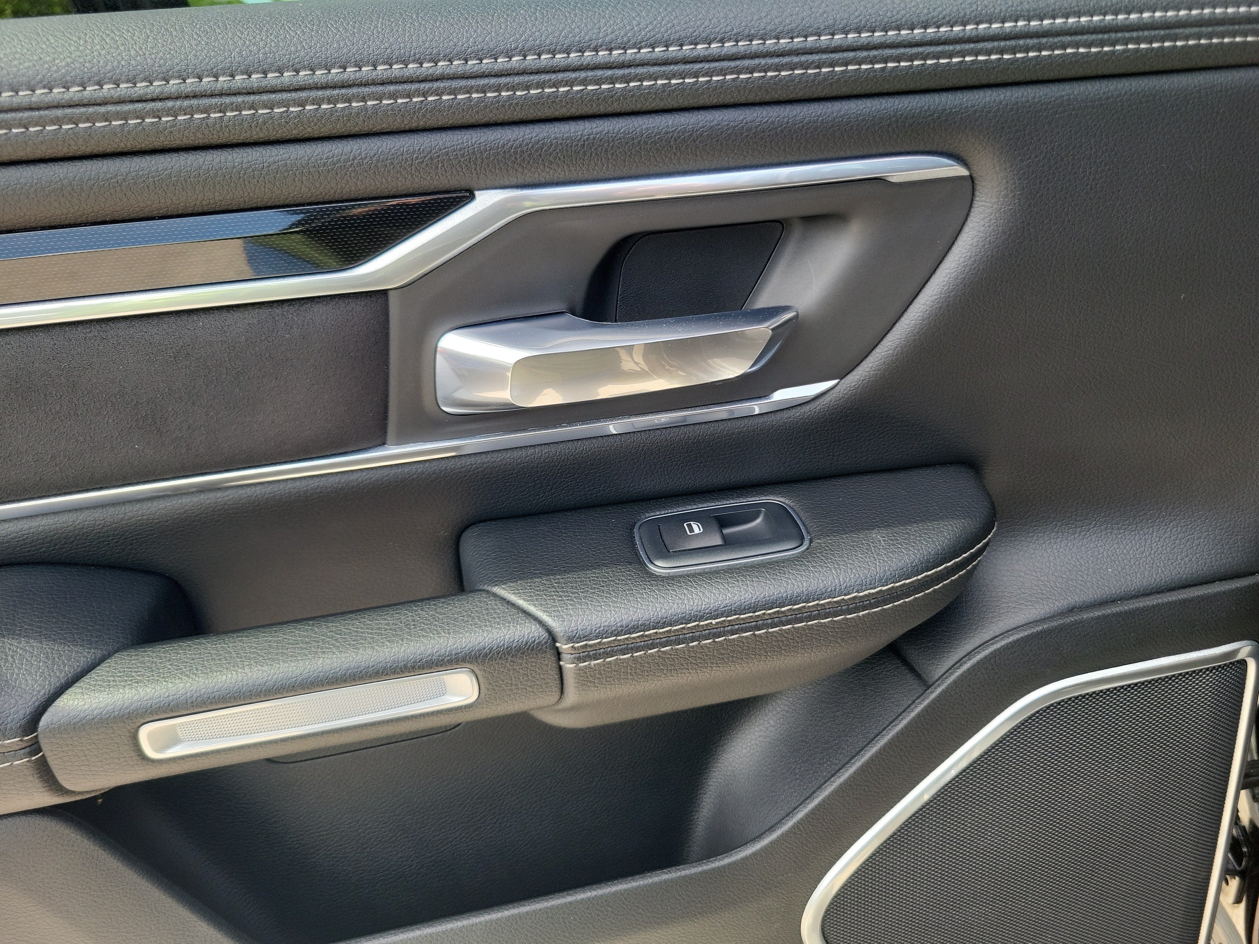 2019 RAM 1500 Laramie 4WD