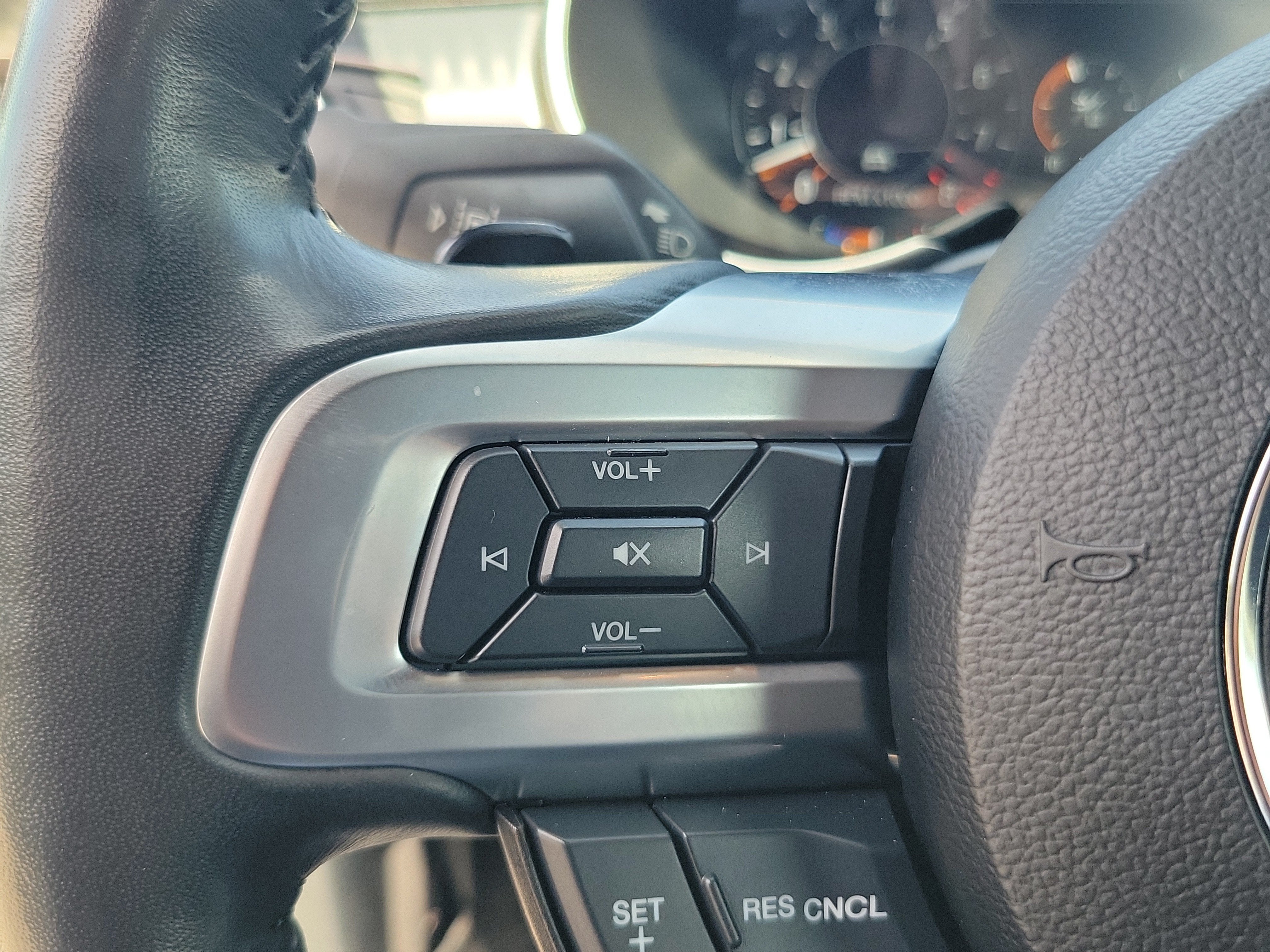 2022 Ford Mustang Mach 1