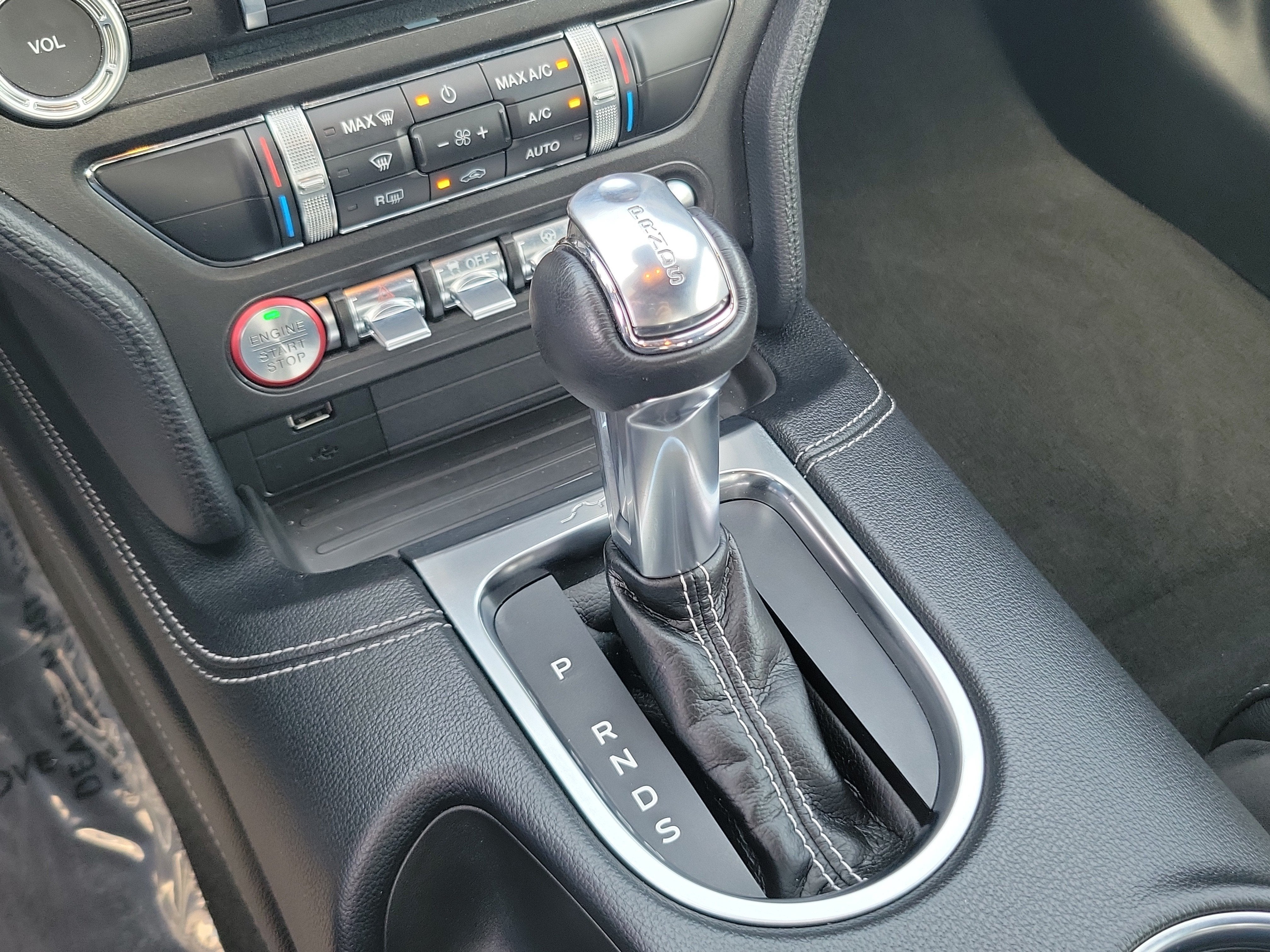 2022 Ford Mustang Mach 1